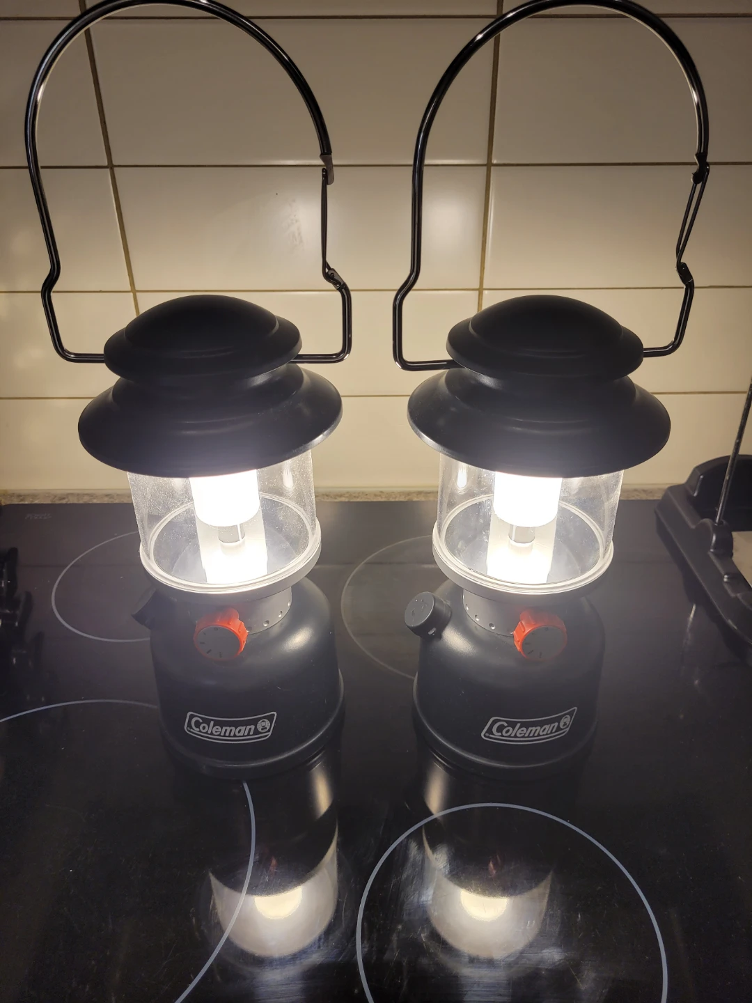 2x Coleman Classic Rechargeable LED Lanterns BOTH FOR $100 - photo 2