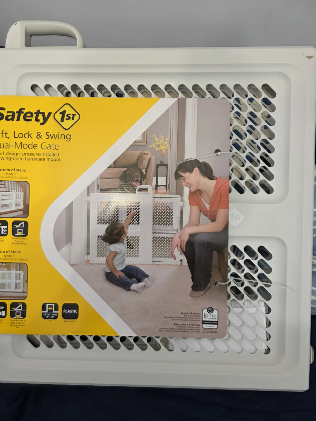 Safety 1st Lift, Lock & Swing Dual-Mode Gate