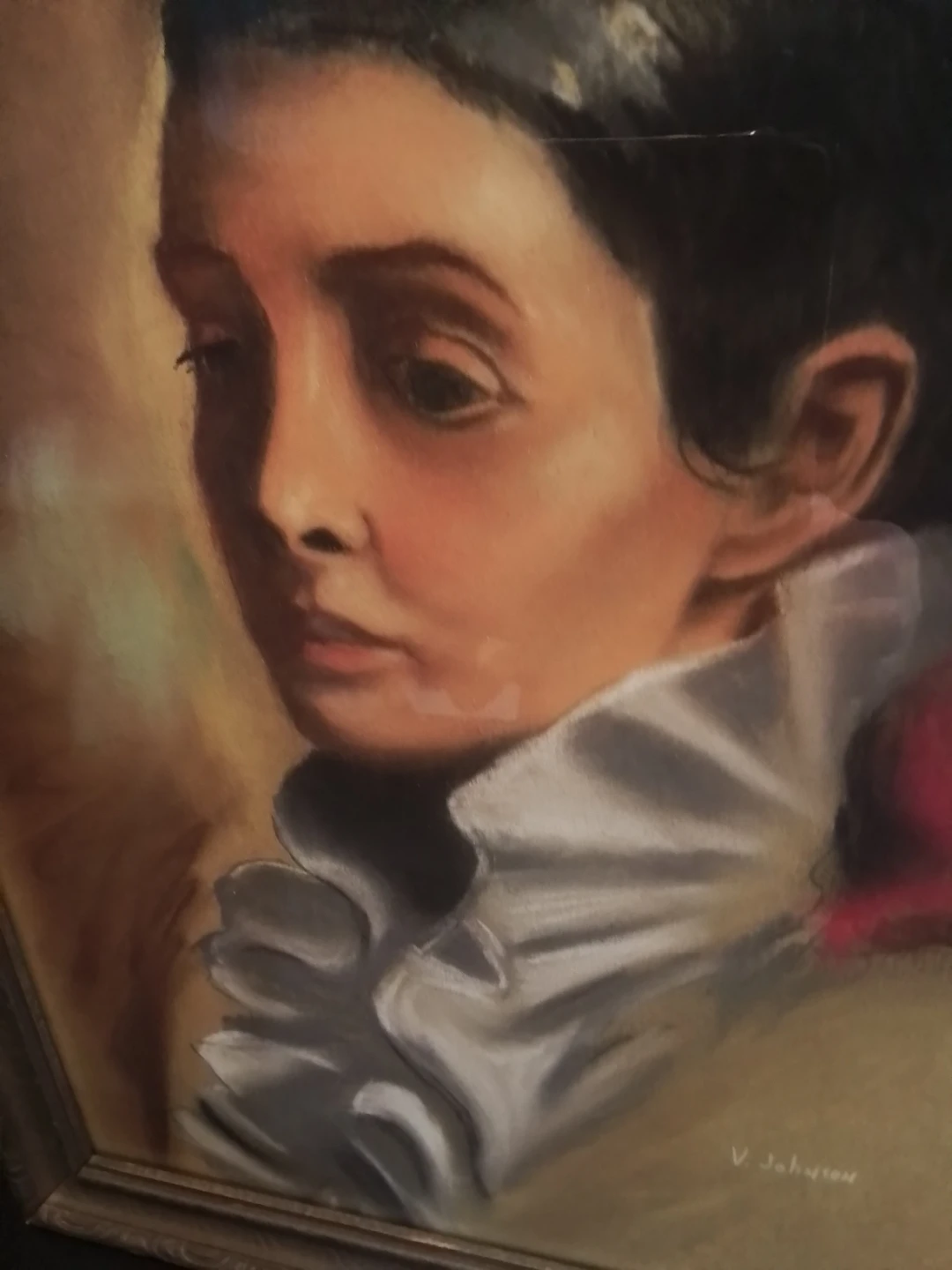 "Latin Lady" in an Art Deco style Pastel Painting by V. Johnson - photo 4
