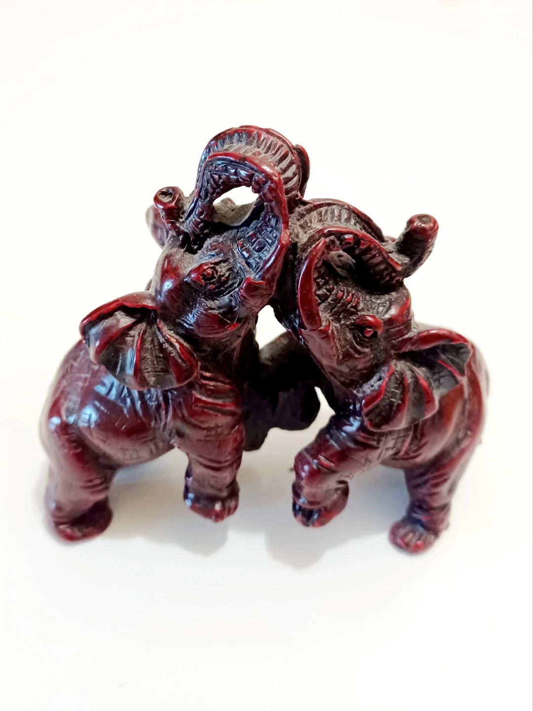 Hand Crafted Elephants Figurine