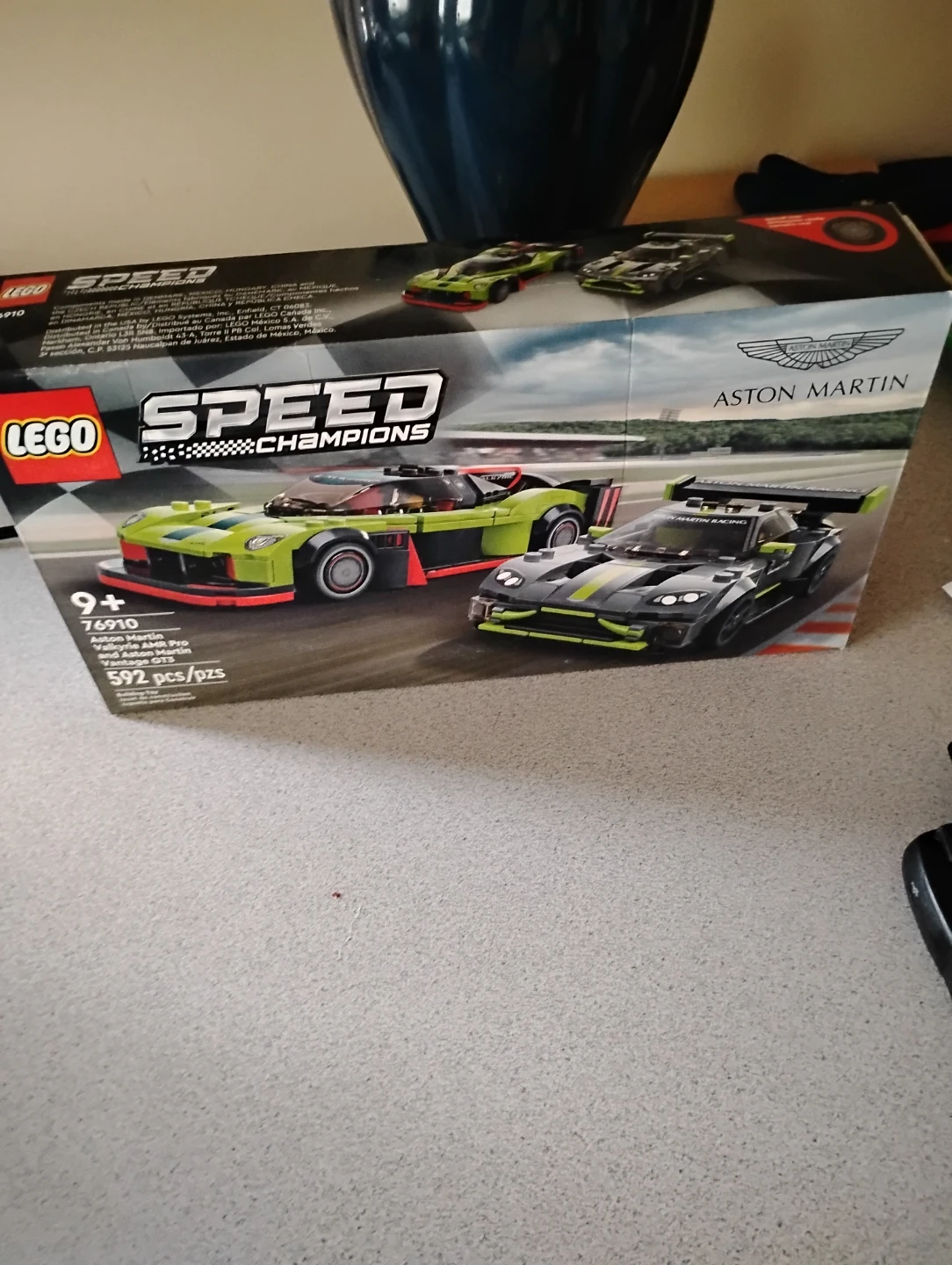 LEGO Speed Champions 76910 Aston Martin