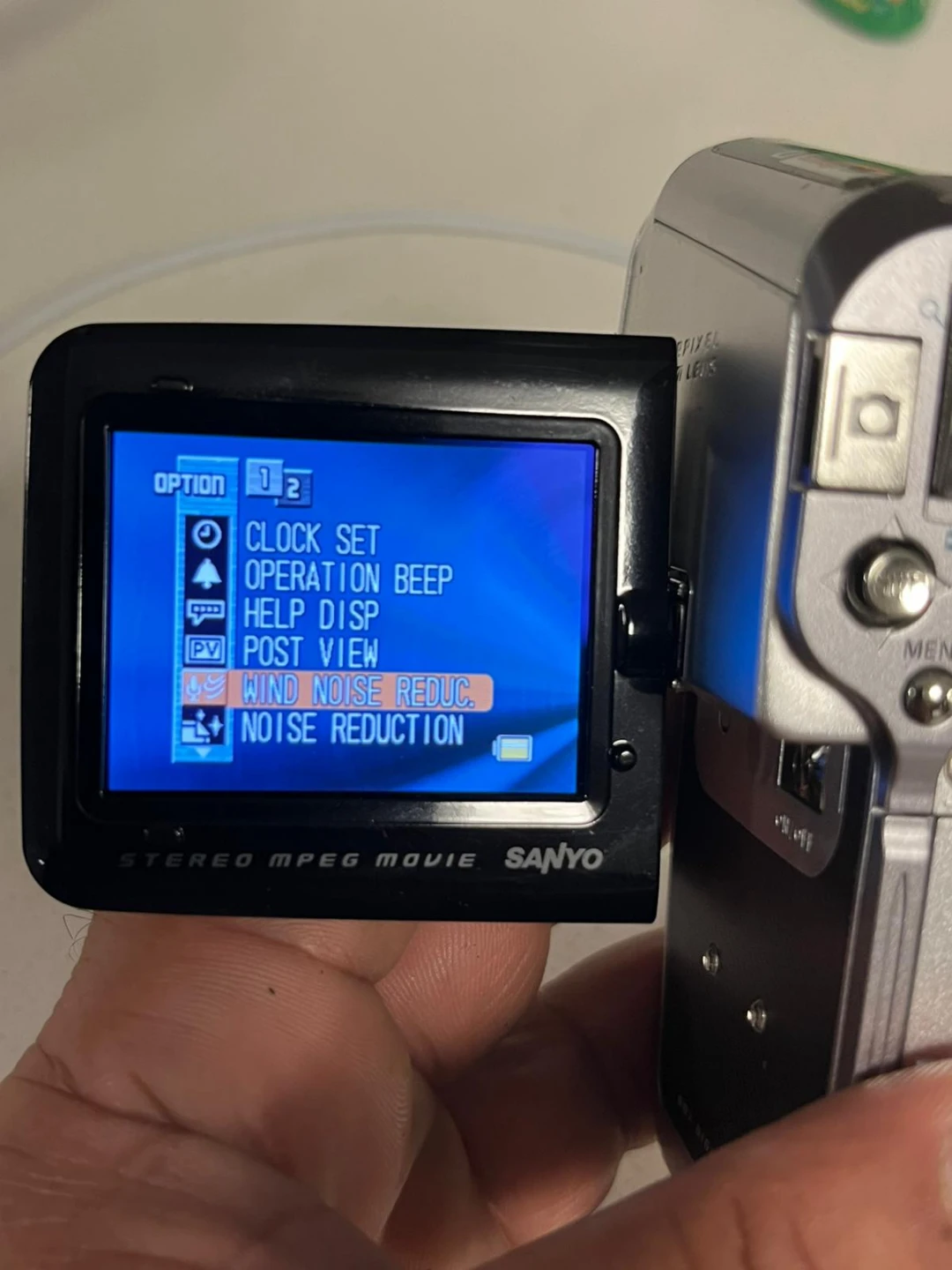 Sanyo Xacti VPC-C5 Digital Camcorder with Accessories - photo 3