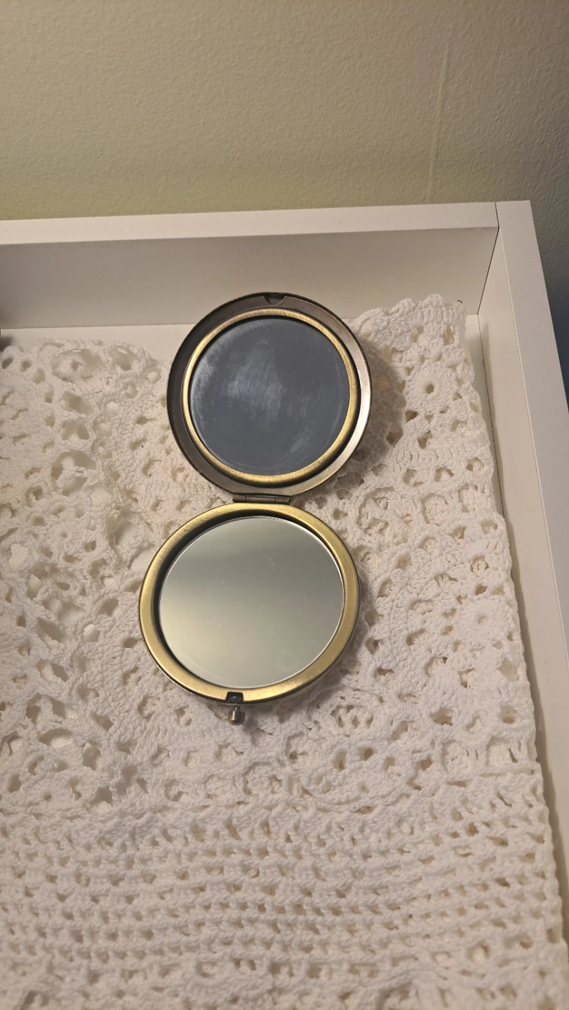 Vintage Decorative Compact Mirror with Russia Qitong Design - photo 2