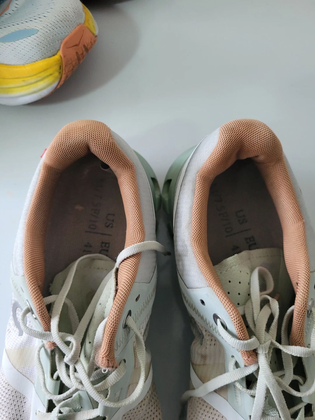 On Cloudflow Running Shoes - photo 4
