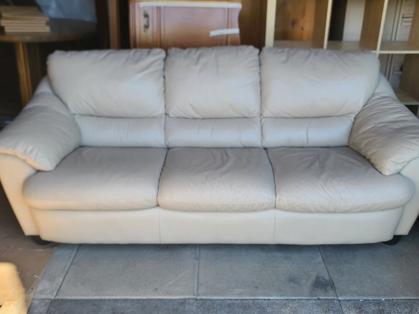 Cream Leather Sofa and Loveseat Set - photo 2