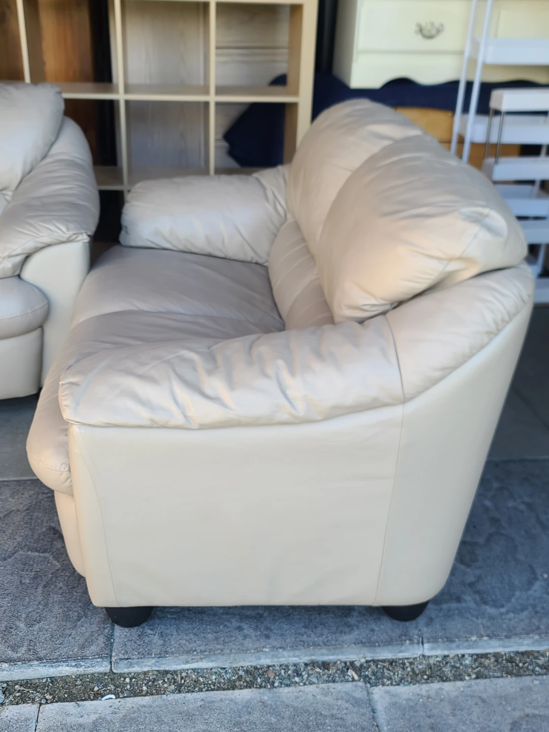 Cream Leather Sofa and Loveseat Set - photo 4