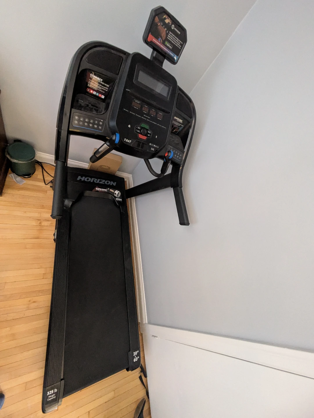 Horizon 7.0 AT Treadmill - photo 2