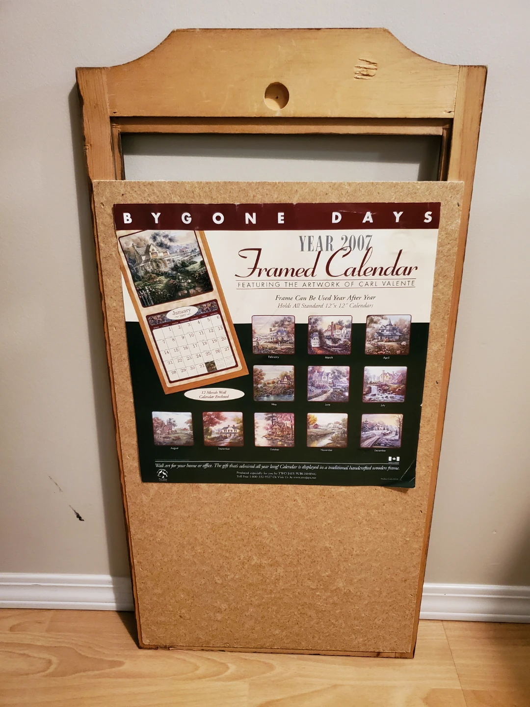 Wooden Calendar Frame - photo 2