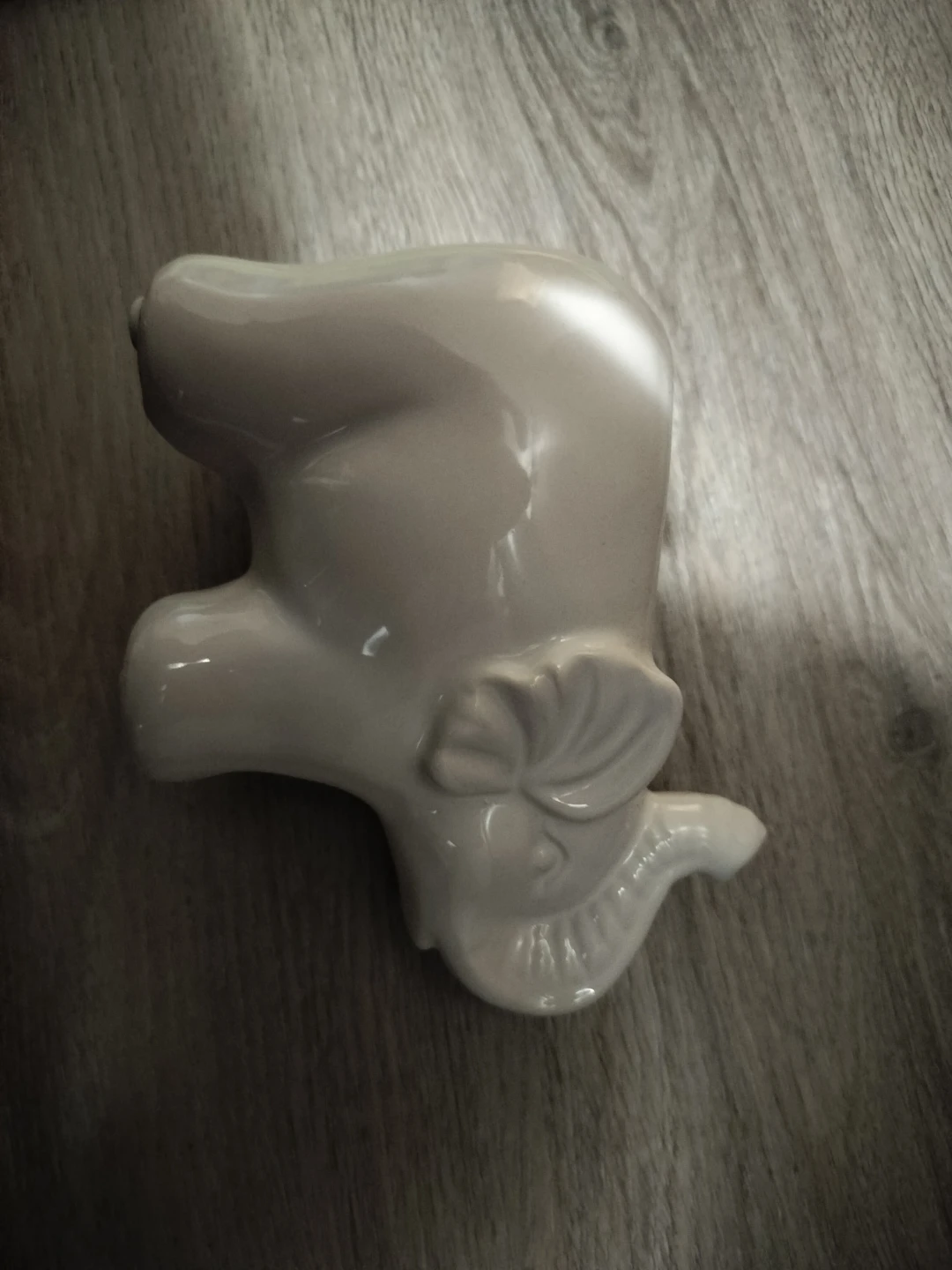 Candle - white elephant