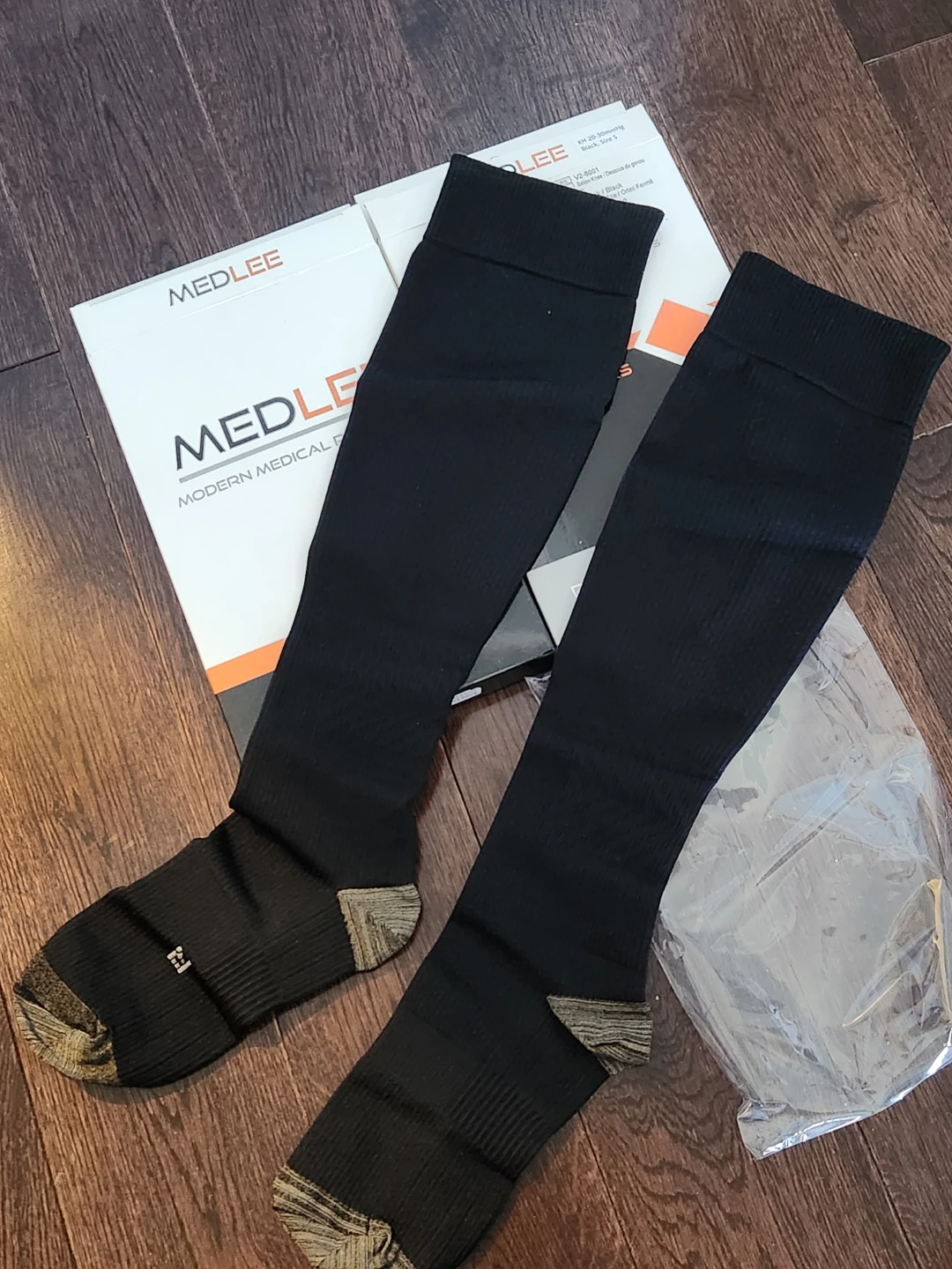 MEDLEE Medical Grade Compression Socks Size S Black 20-30mmHg