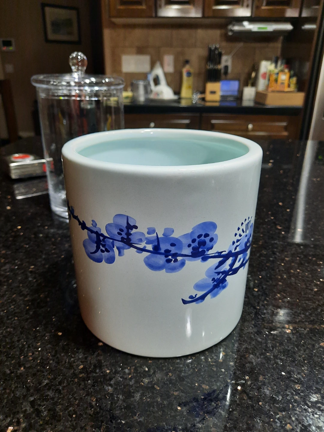 Plant pot