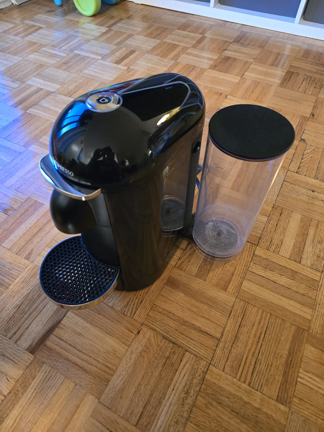 Nespresso VertuoPlus Coffee Machine - Black - photo 2