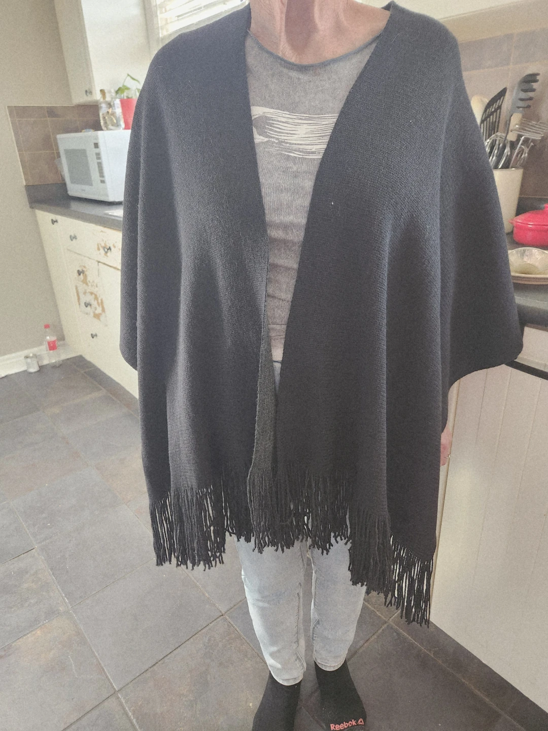 Blk shawl