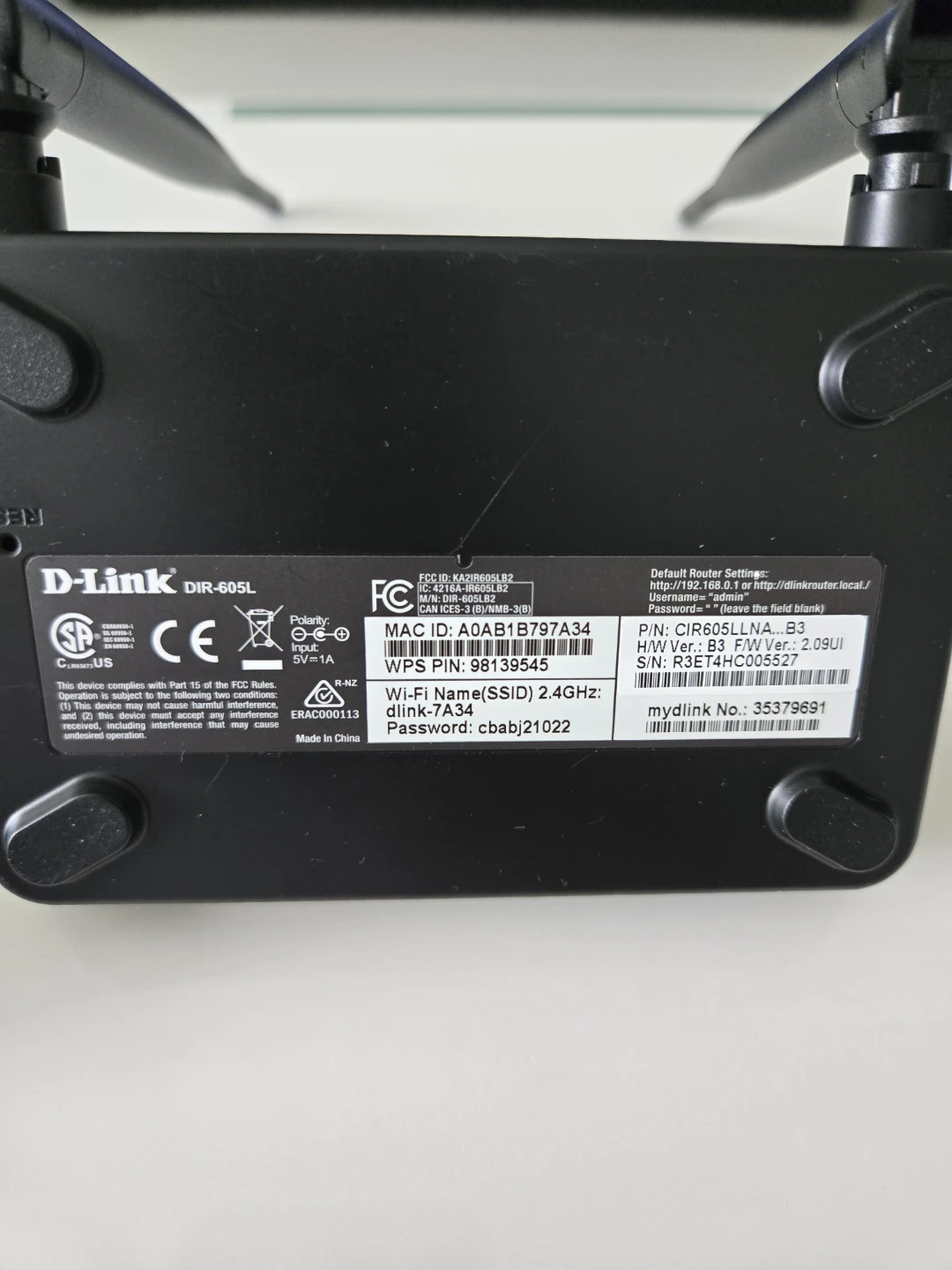 D-Link DIR-605L Wi-Fi Router - photo 2
