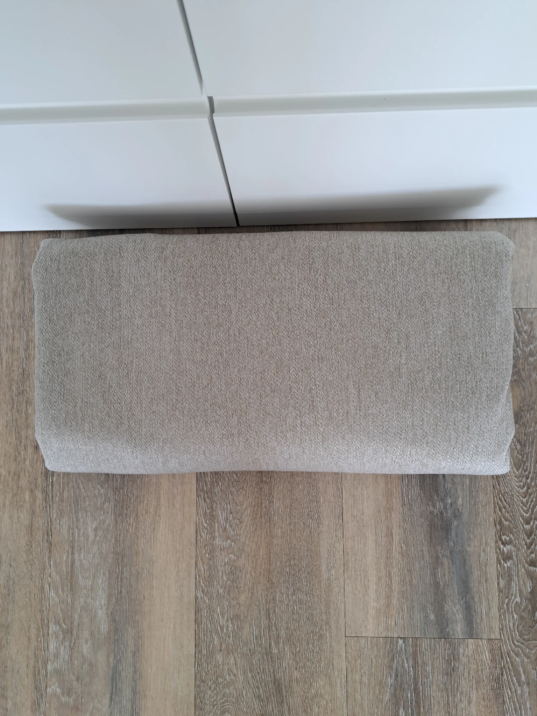 3.50M X 1.50M A. Rolled Beige verdoso Fabric Bolt