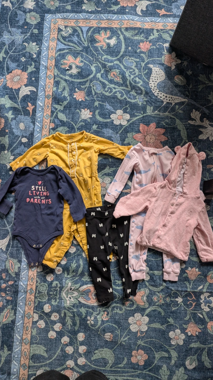 Baby Clothes Bundle - size 6 - 12 months