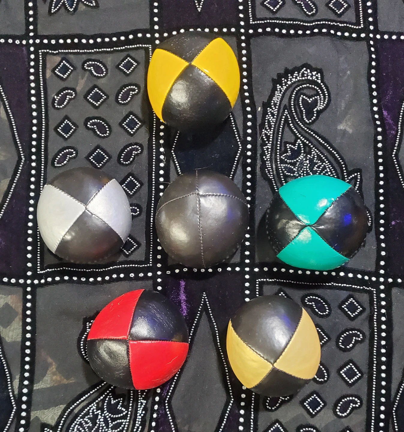 Juggling Balls (Set of 6) - photo 2