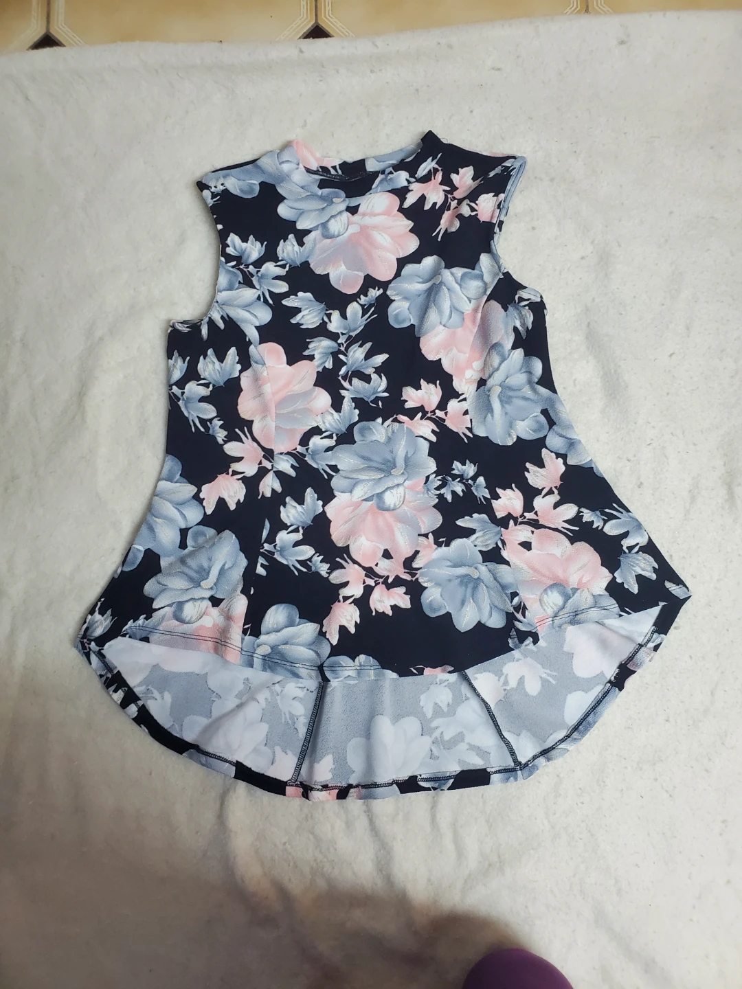 Women's Sleeveless Floral Hi-Lo Top
