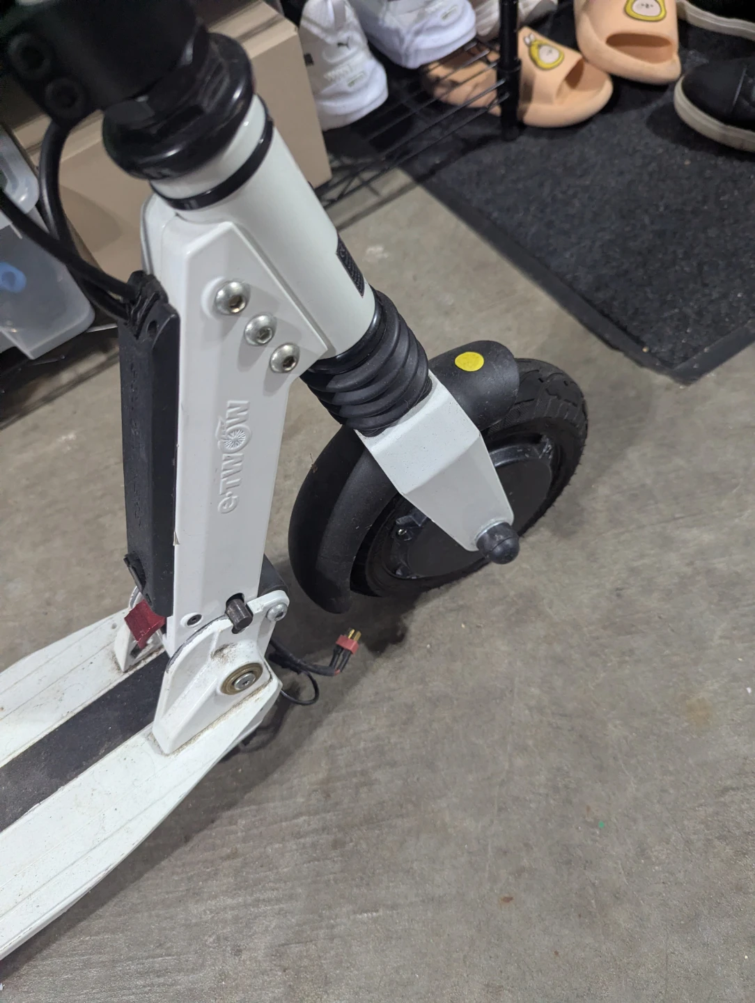 White Electric Scooter - eTwow BRAND - photo 3