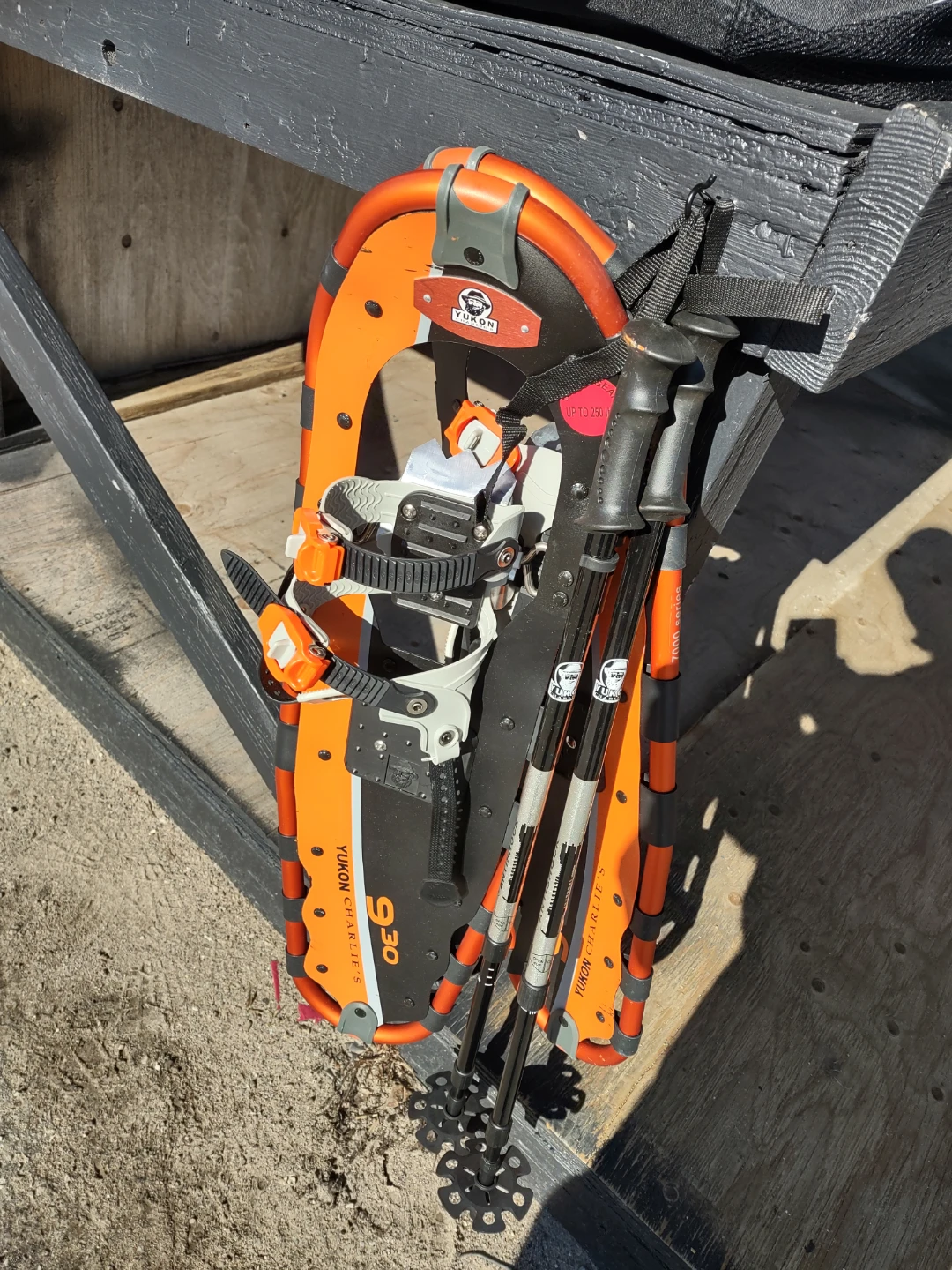 Yukon Charlie's 30 Series Snowshoes with Poles - photo 3