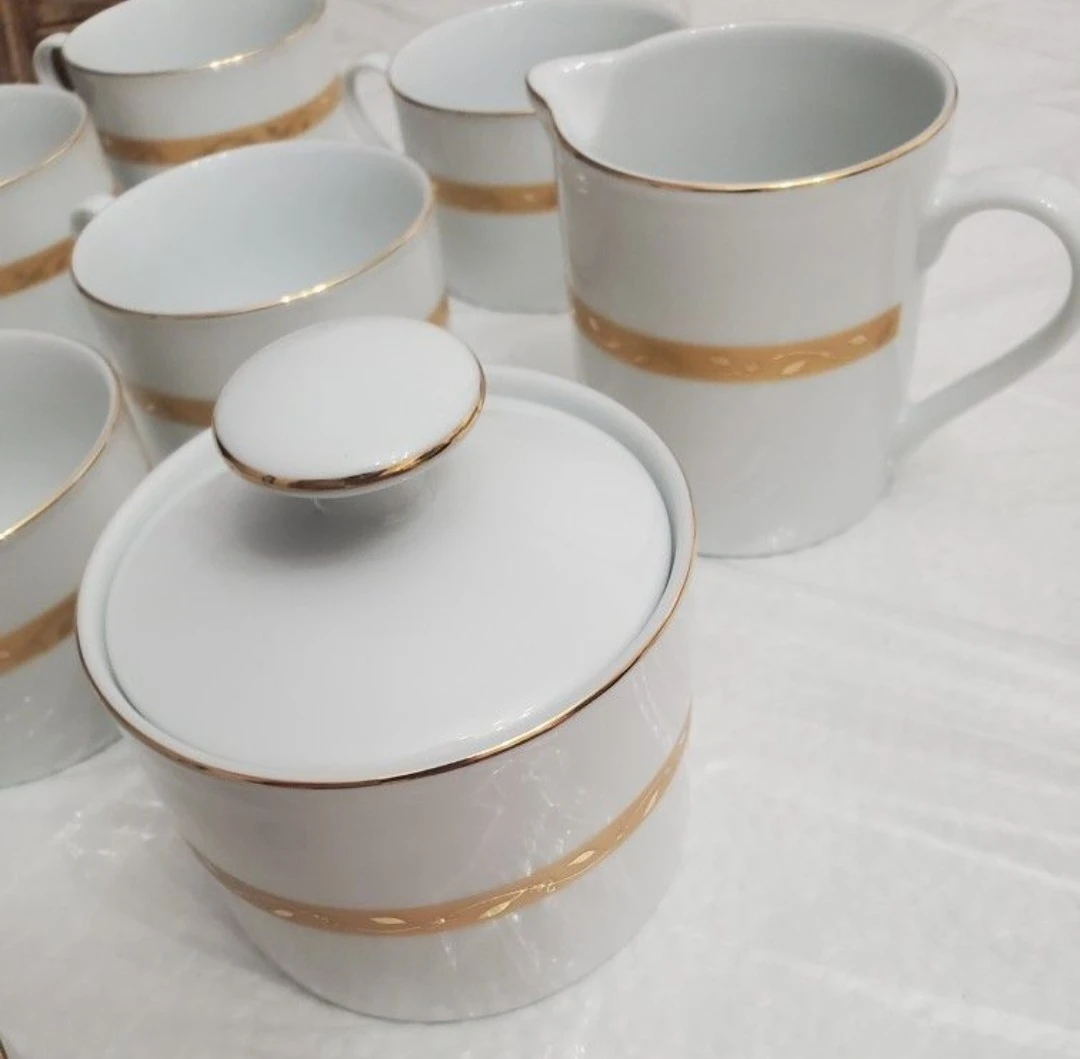 11 new in box gold plated porcelain teacups - photo 2