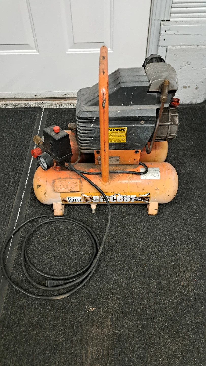 Fini Biscout MK200 Air Compressor