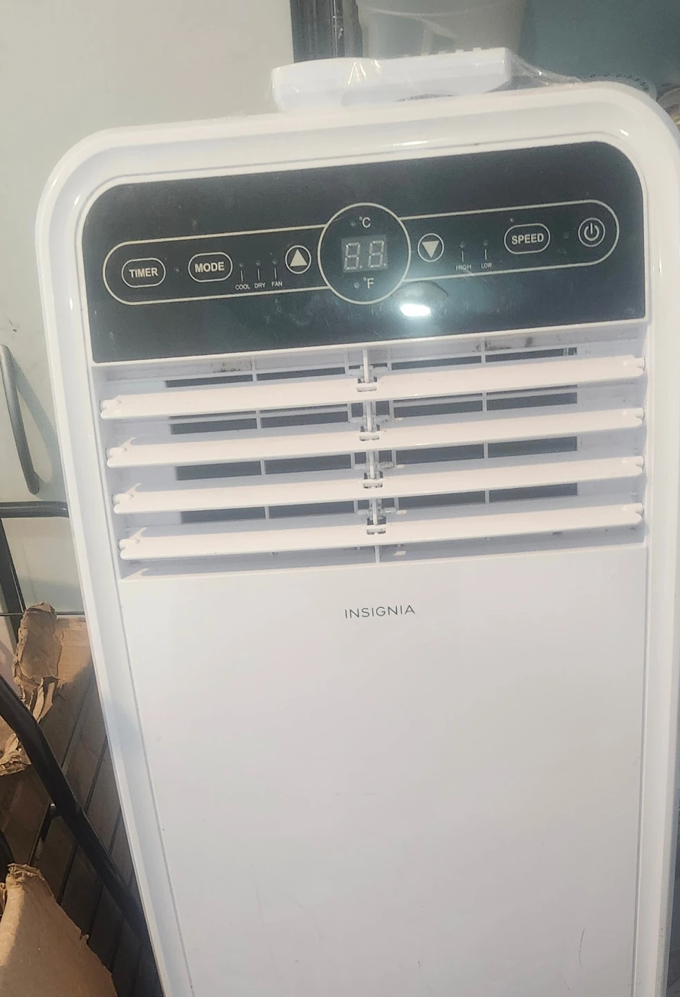 Insignia Portable Air Conditioner NS-AC8PWH9-C