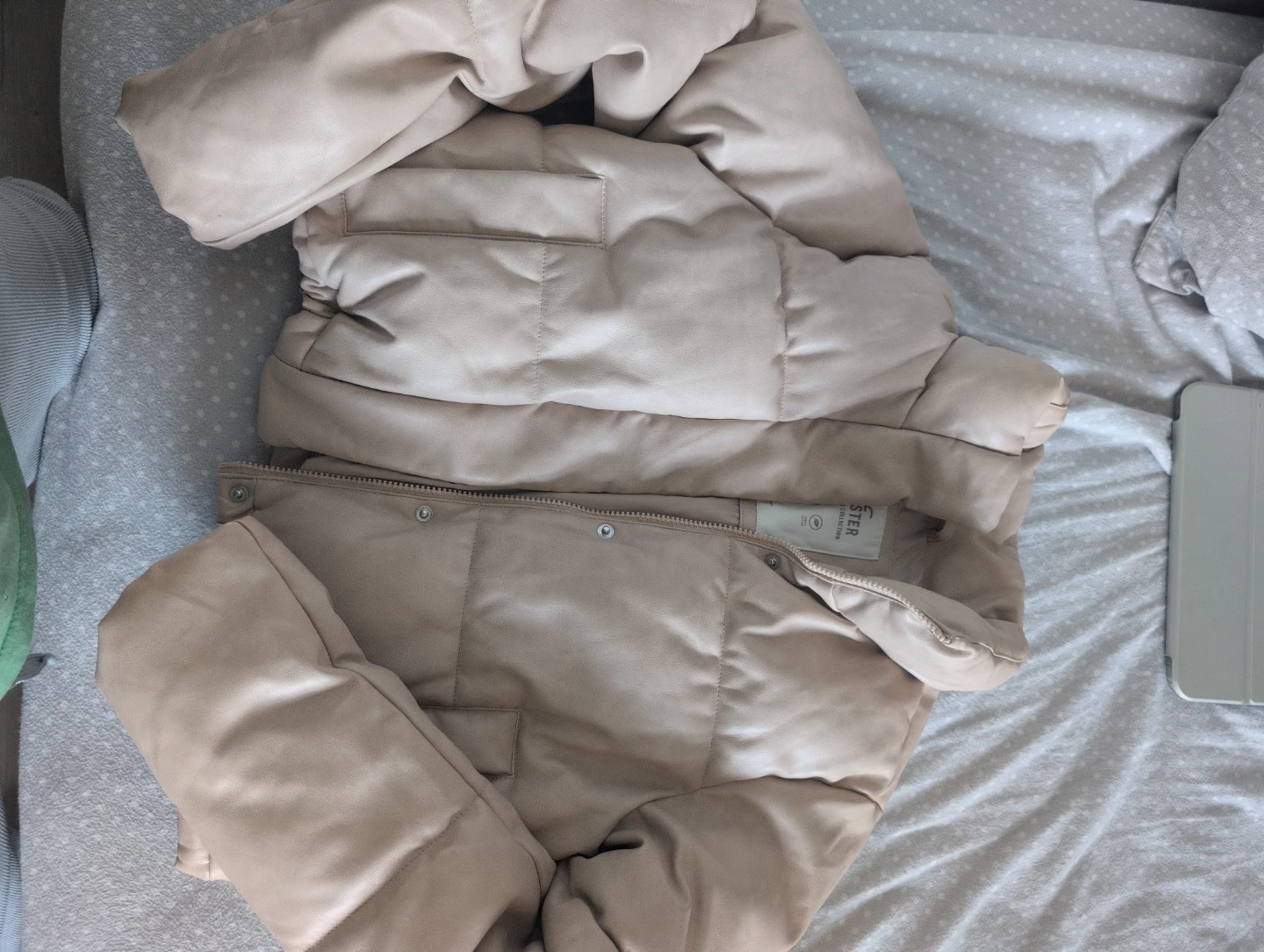 Hollister Ultimate Puffer Collection Jacket - photo 2
