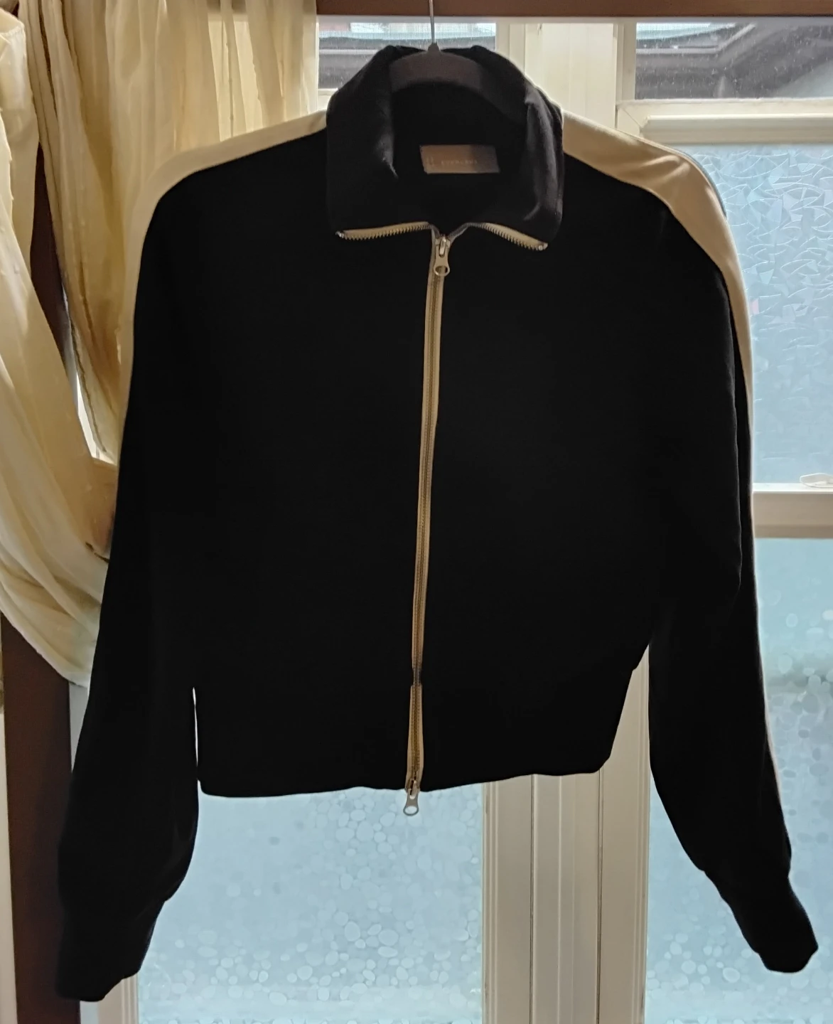 Everlane Black & Cream Zip-Up Jacket - Size S