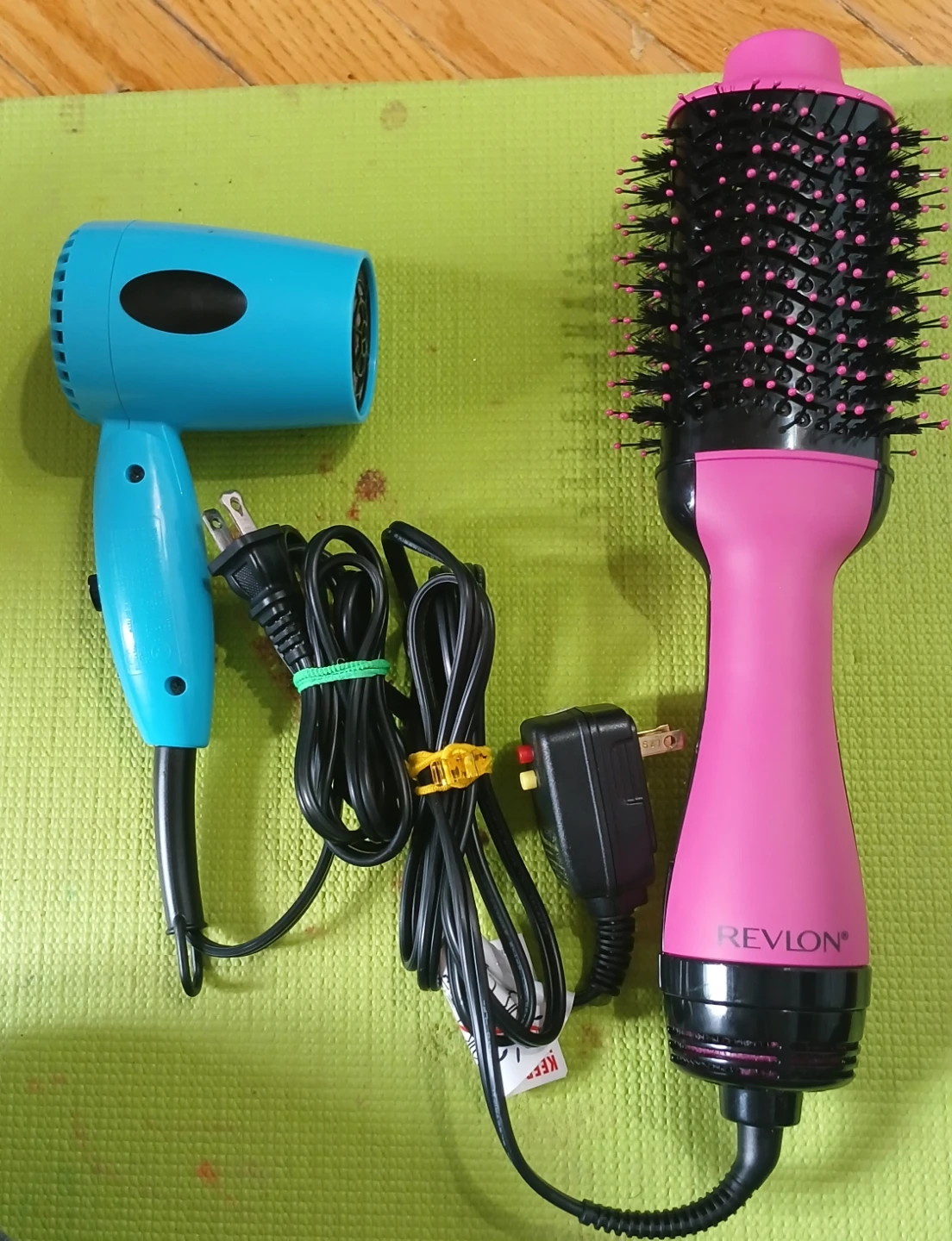 REVLON Hair Dryer and Volumizer Hot Air Brush - photo 4