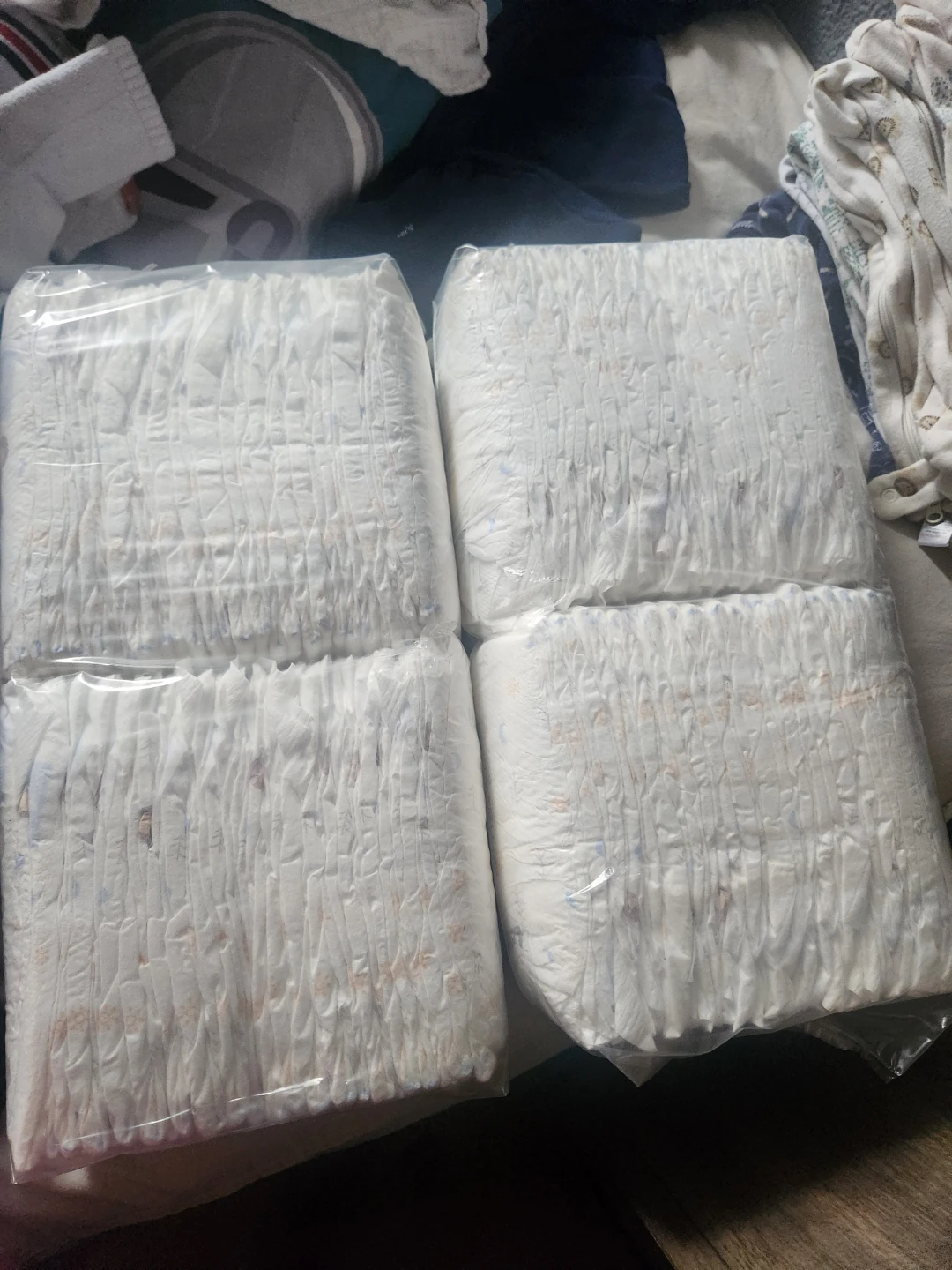 Kirkland Signature Diapers Size 2, 112 Count - photo 2