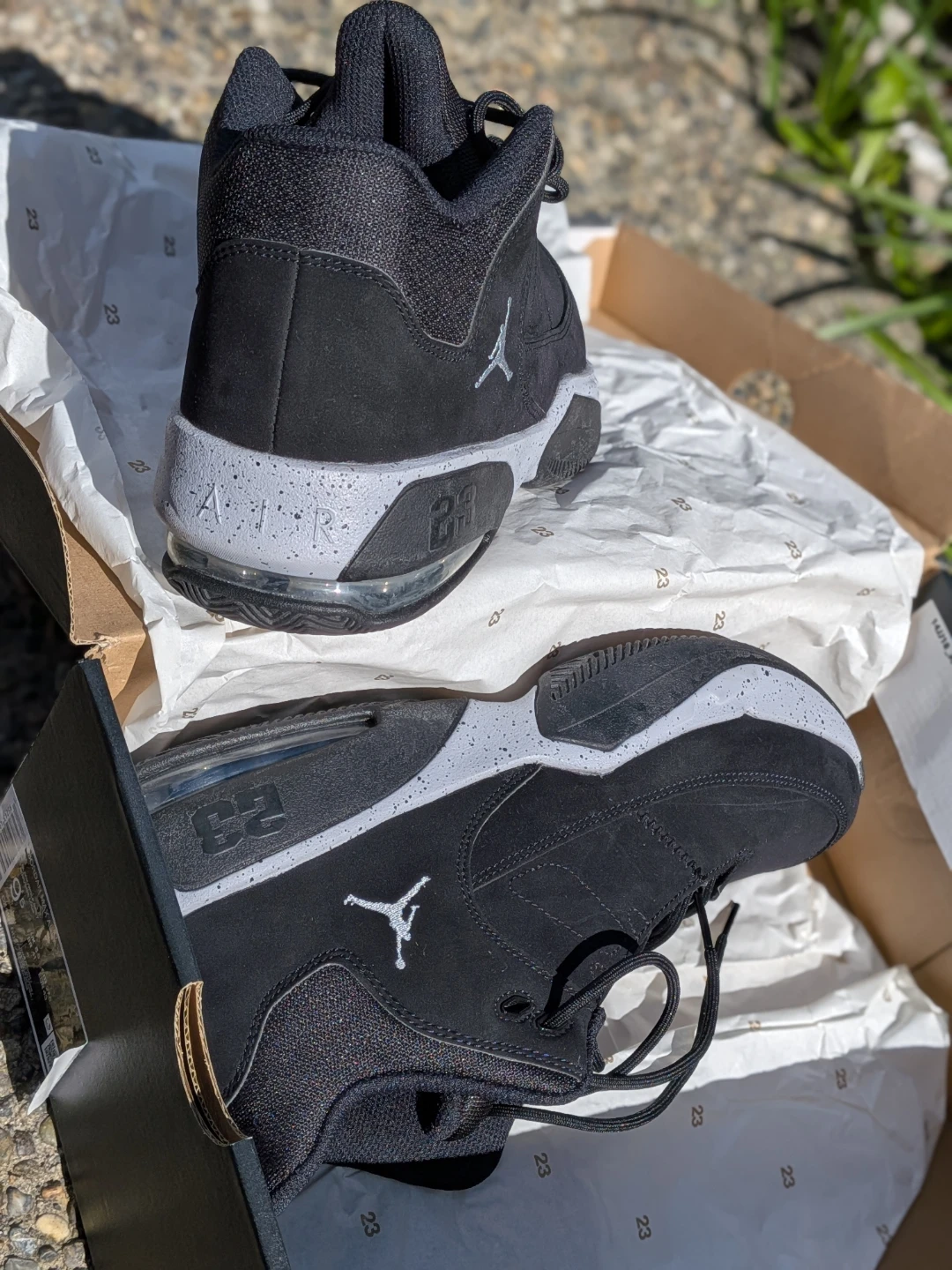 Air Jordan Max Aura 3 'Black Wolf Grey' Sneakers - photo 2