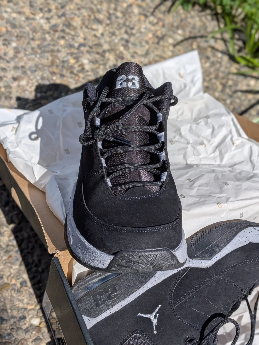 Air Jordan Max Aura 3 'Black Wolf Grey' Sneakers - photo 3