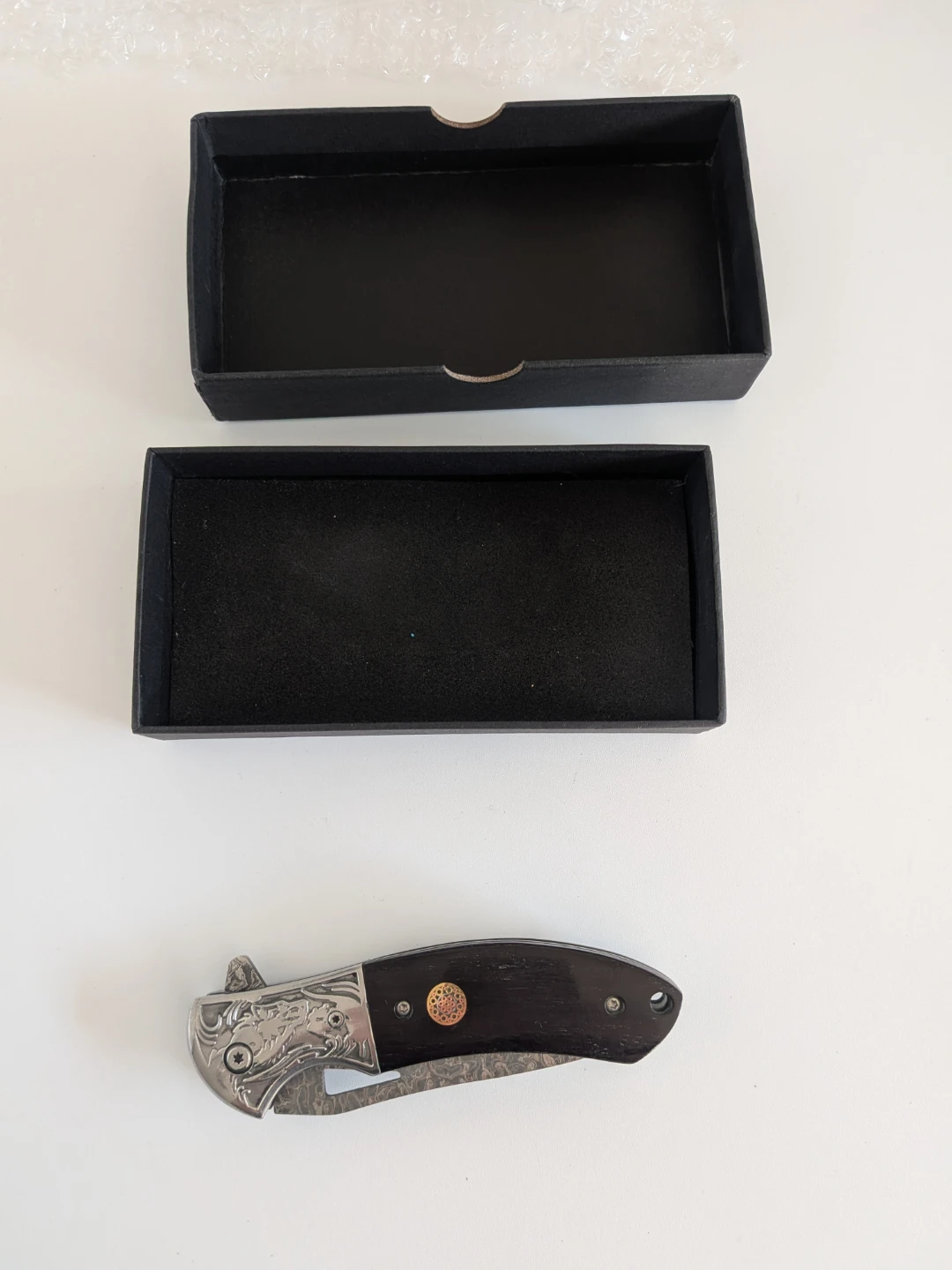 Folding Pocket Knife with Engraved Dragon Handle - photo 2