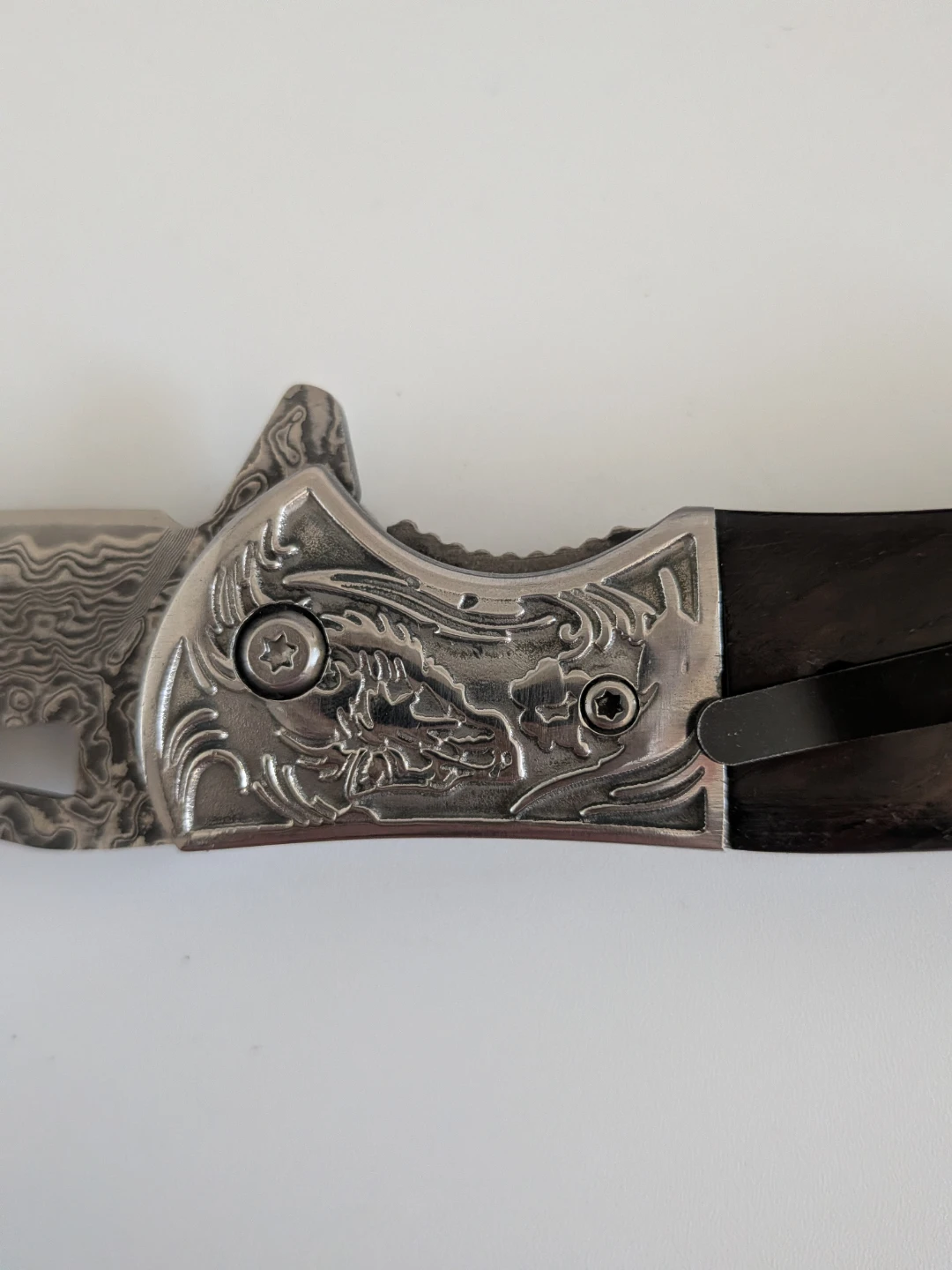 Folding Pocket Knife with Engraved Dragon Handle - photo 5
