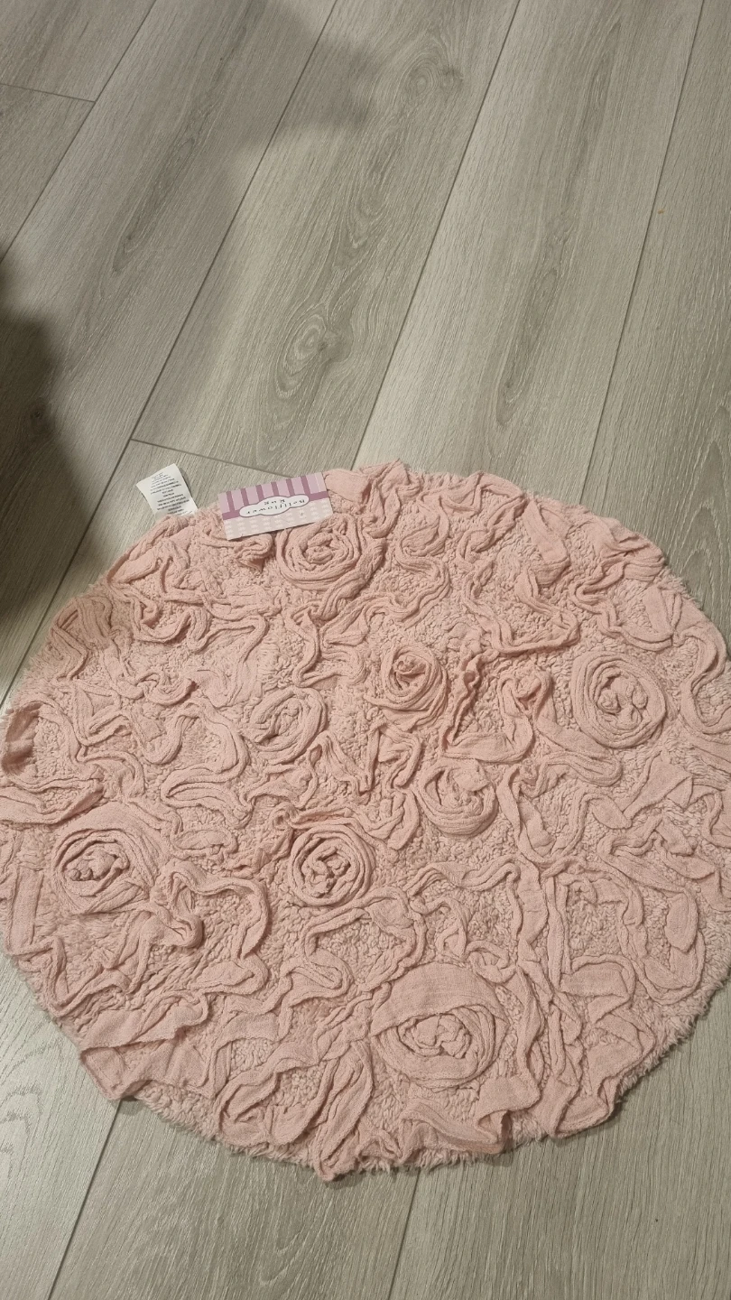 Bellflower Bath Mat