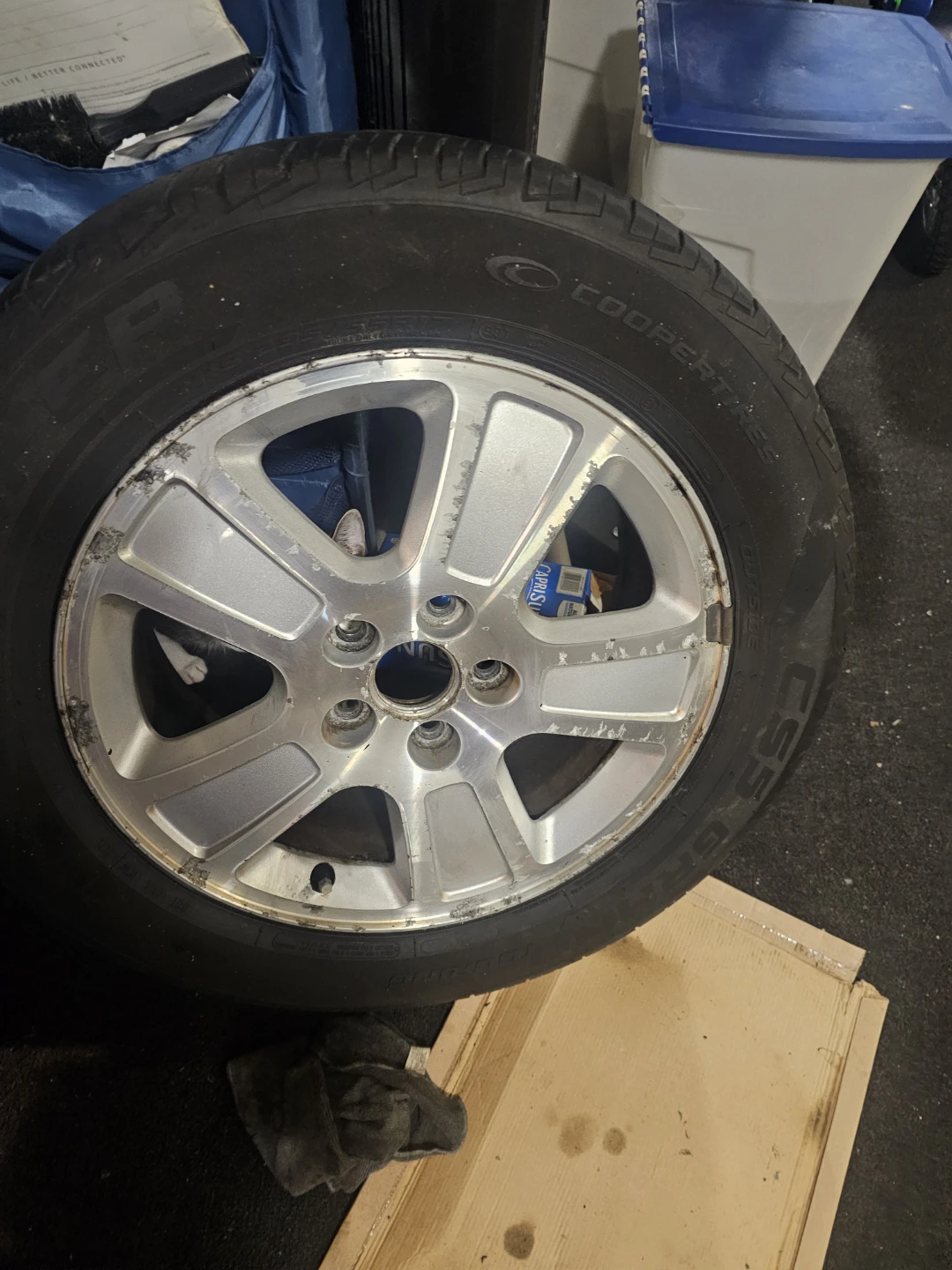 2004 crown victoria lx sport wheels ,