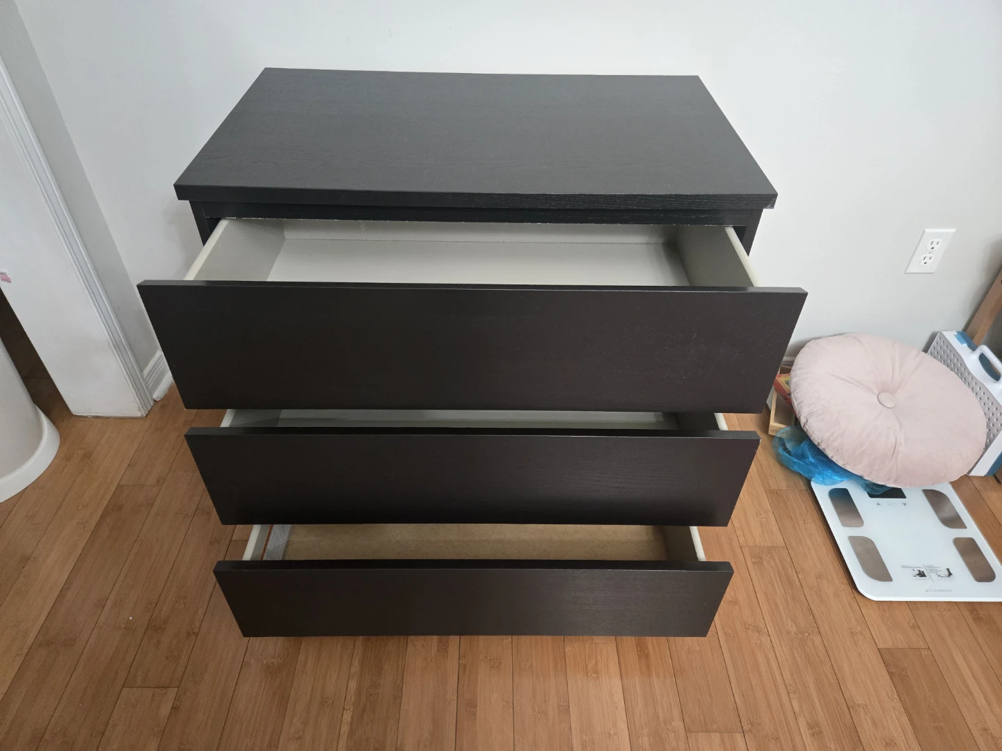 Malm Dark Brown 3-Drawer Dresser - photo 4