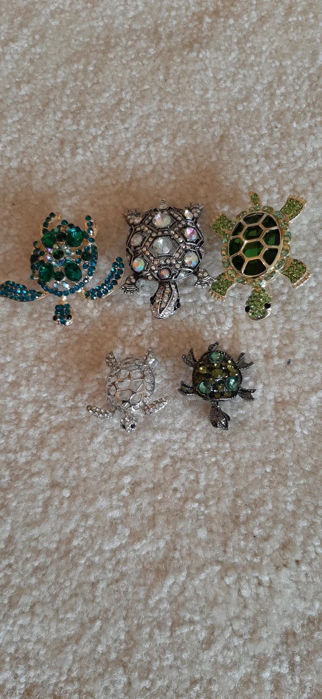 Sparkly Turtle Brooches