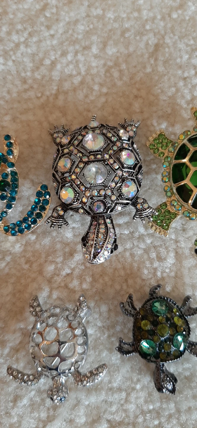 Sparkly Turtle Brooches - photo 3