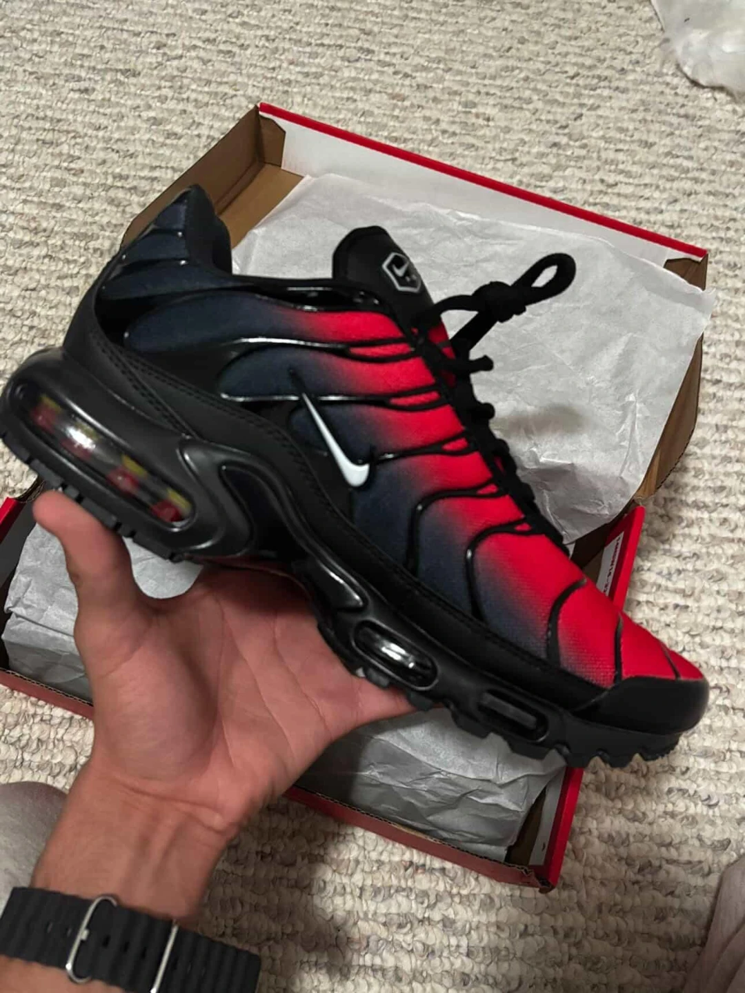 Nike Air Max Plus TN SE Red Black Men's Shoes