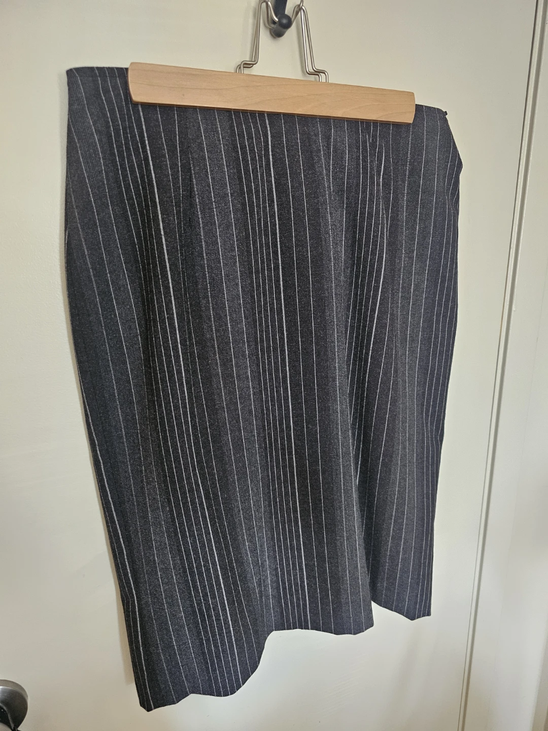 Miss ALLIAGE Grey Stripe Petite Skirt - Size 10