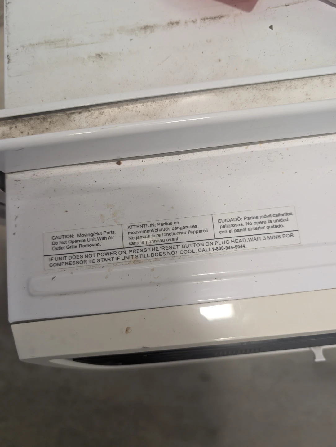 Frigidaire Window Air Conditioner 10,000 BTU - photo 3