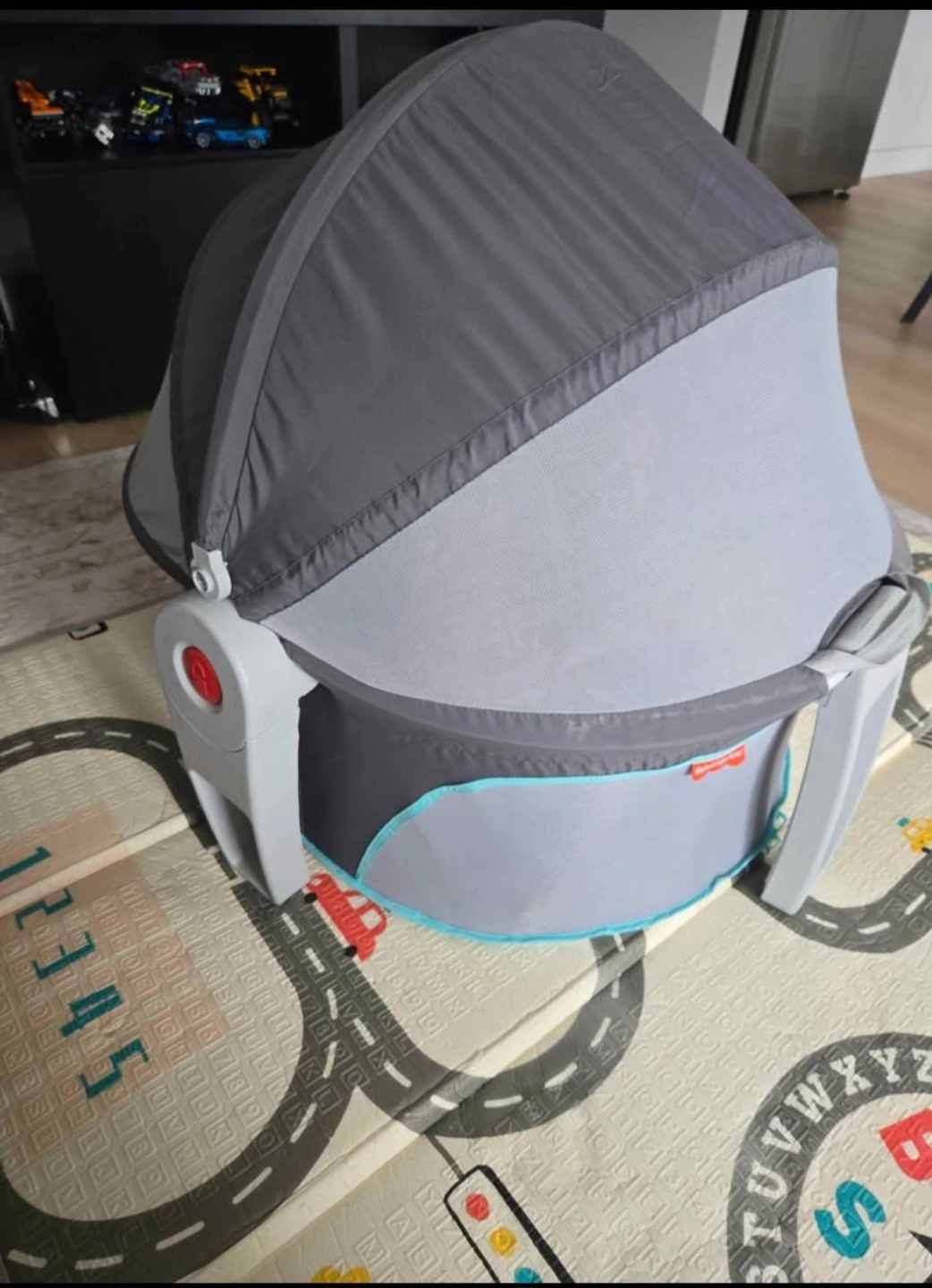 Fisher-Price Portable Bassinet - photo 3