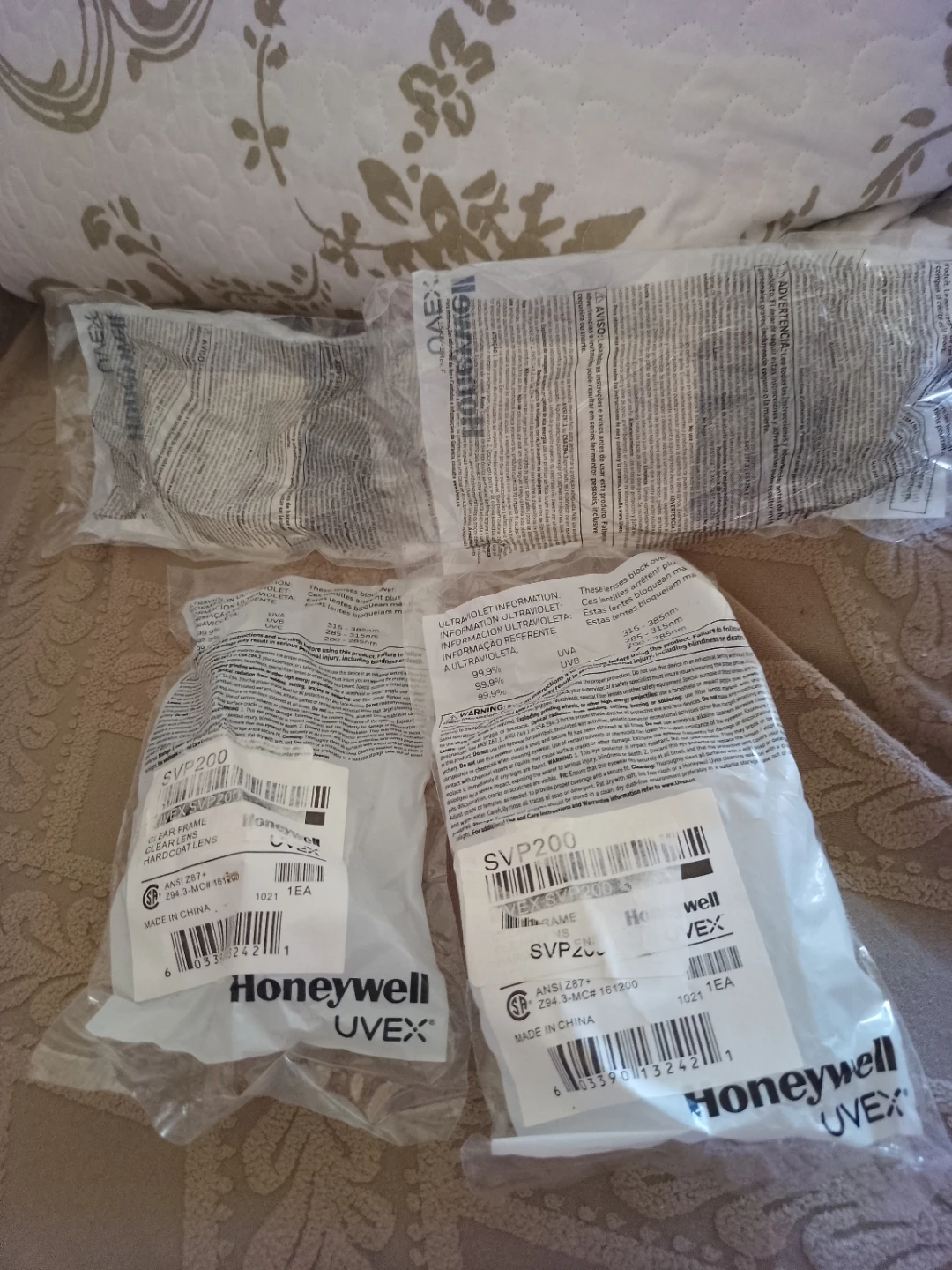 Honeywell Uvex SVP200 Safety Glasses - Clear Lenses