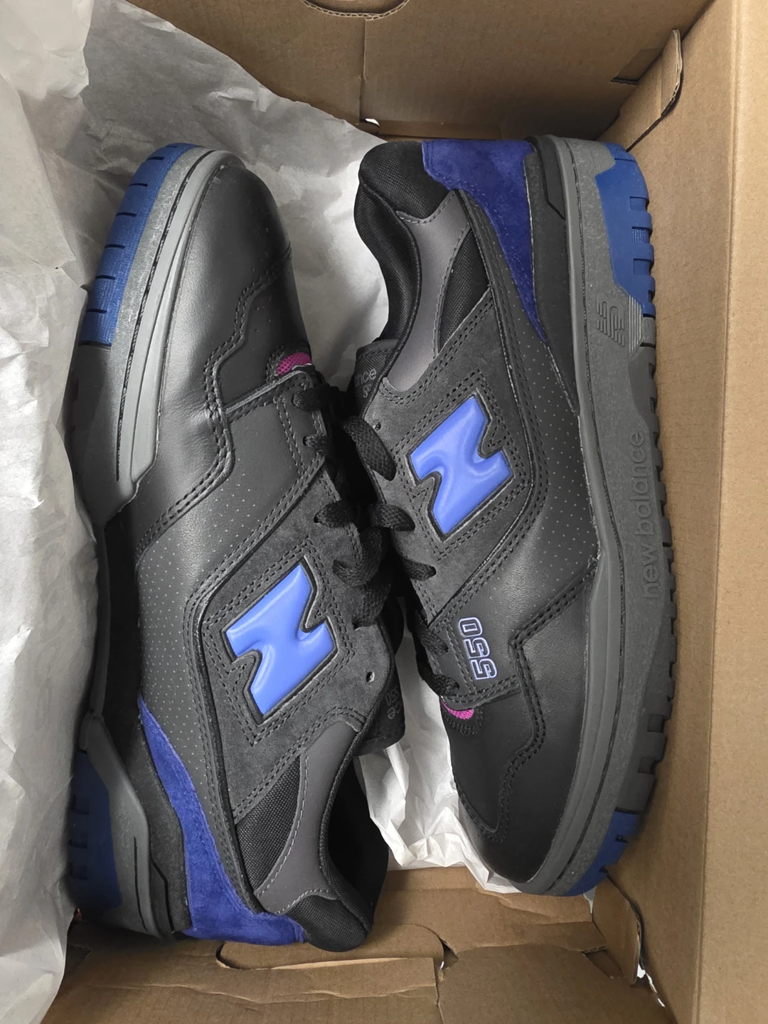 New Balance 550 Sneakers Black Blue Pink