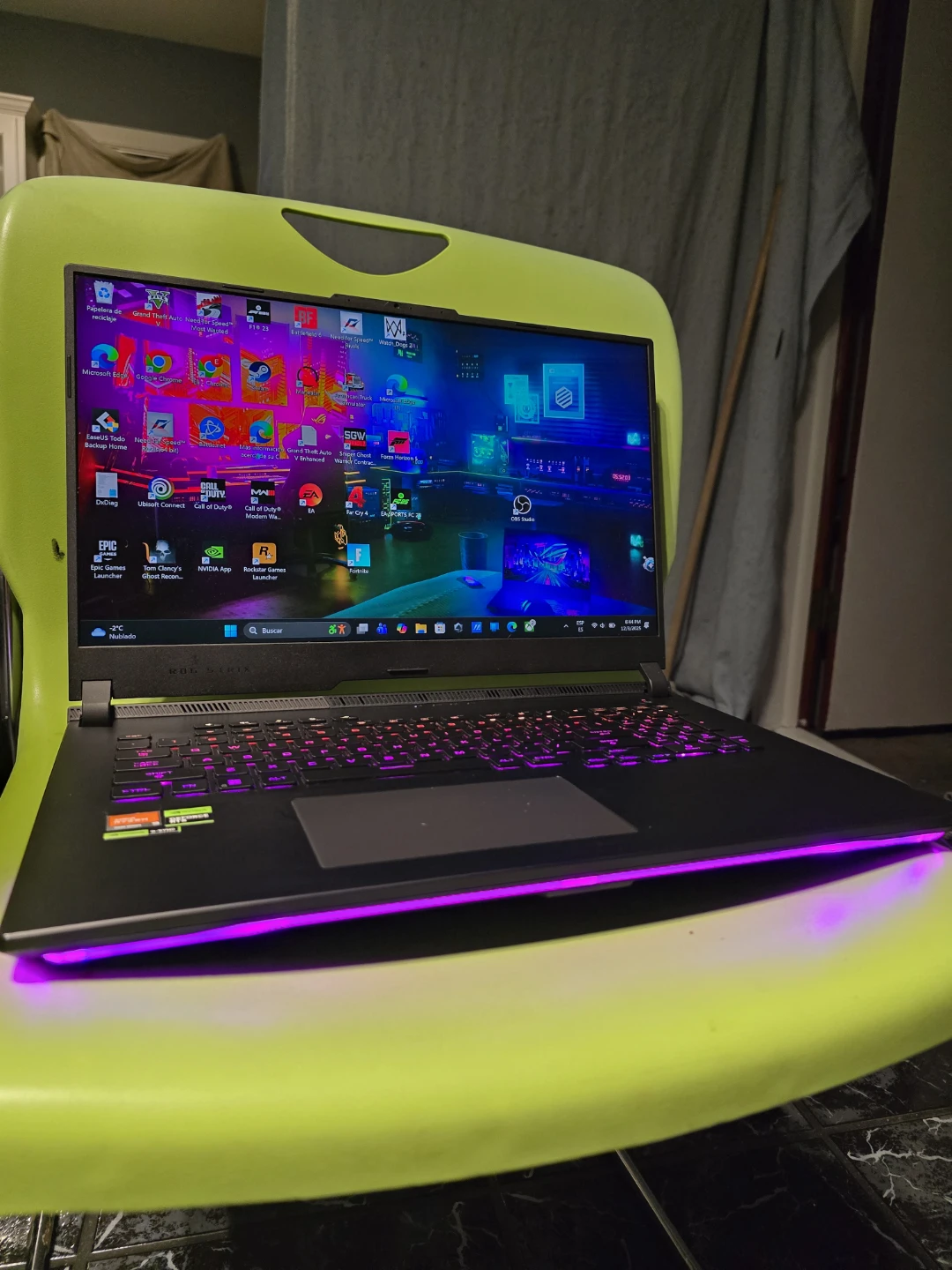 ASUS ROG Strix Scar 17 G733PZ-XS97 - photo 2