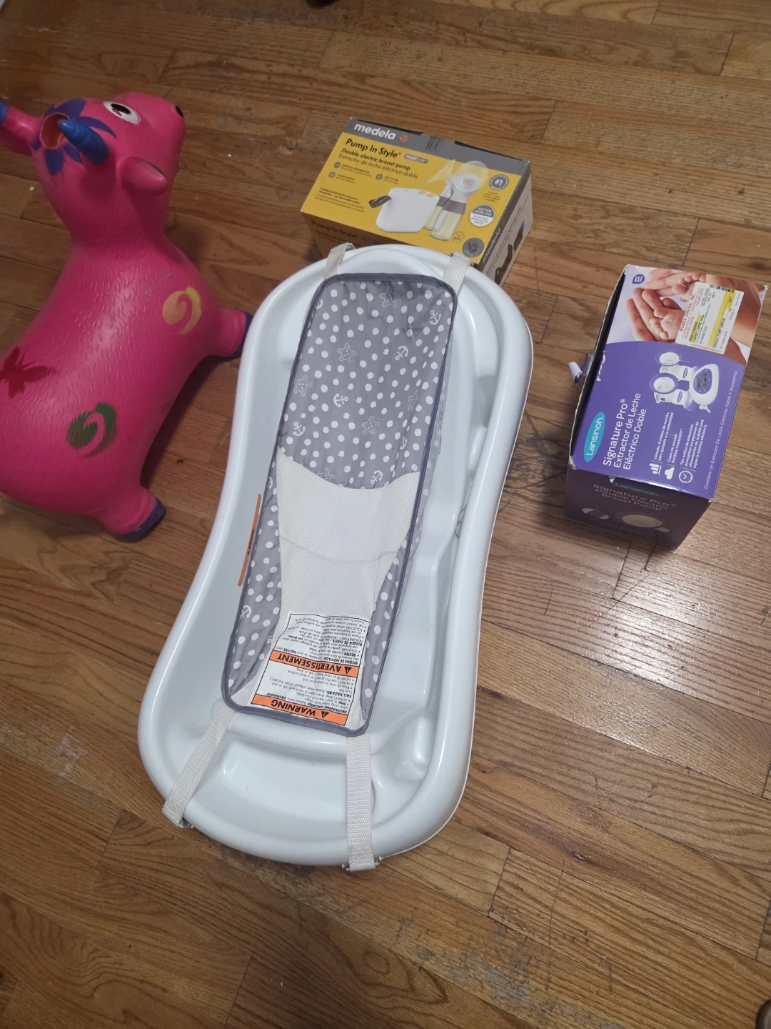 Baby Bath Tub and Accessories Bundle - photo 2