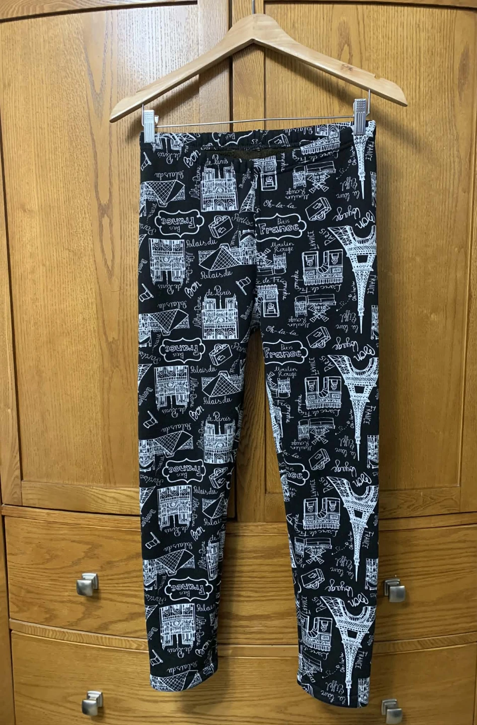 Just Cozy Paris Print Leggings