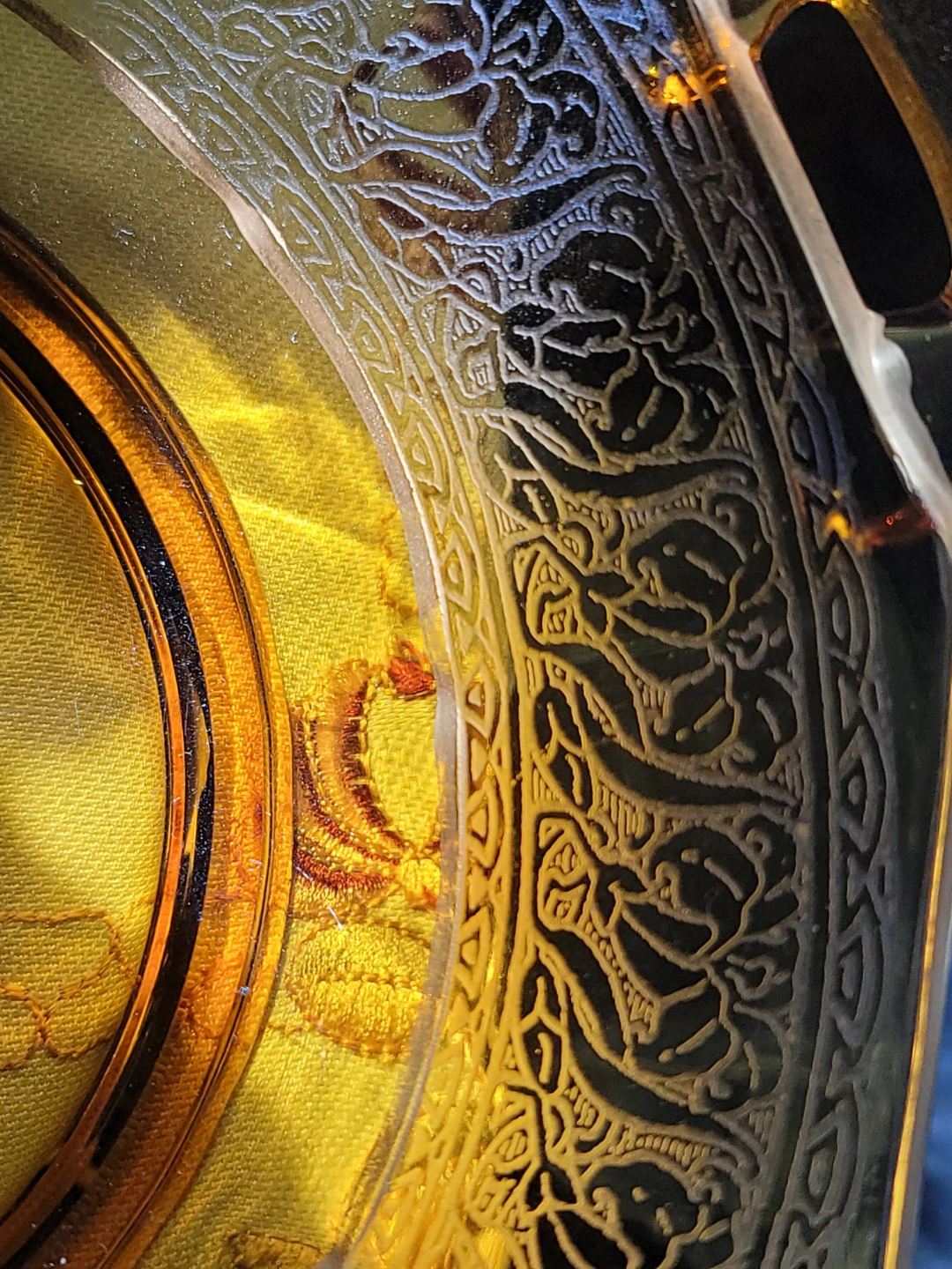 Amber Glass Serving Bowl with Handles - photo 4